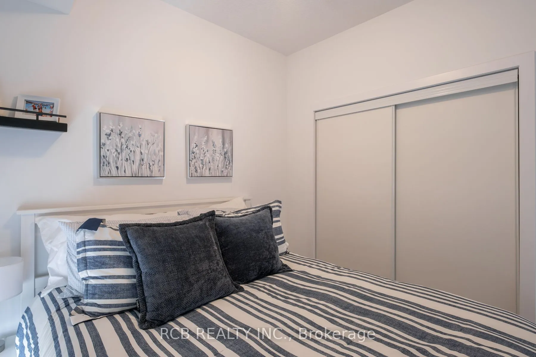 470 Dundas Street E #602