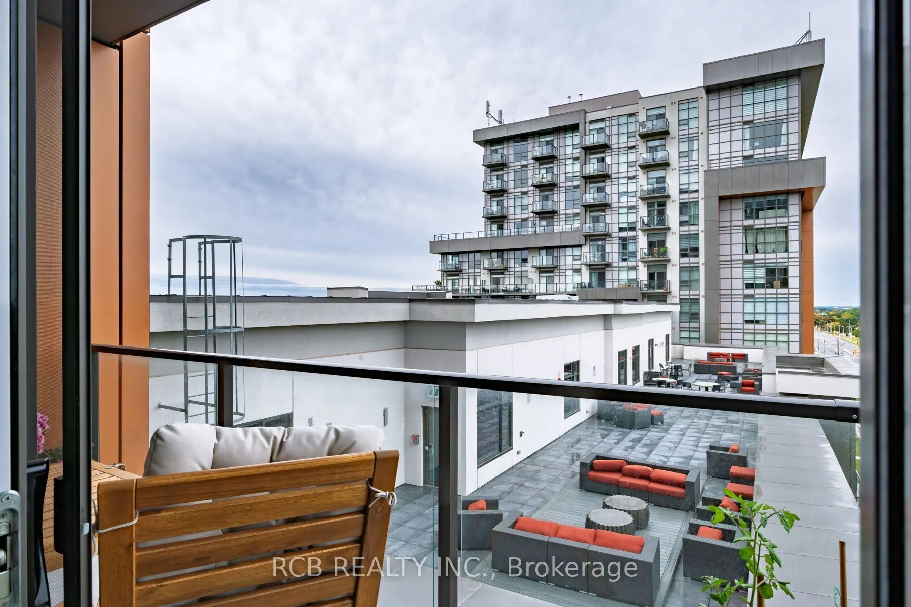 470 Dundas Street E #602