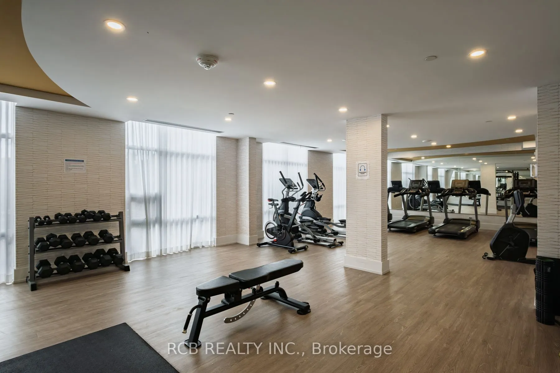 470 Dundas Street E #602