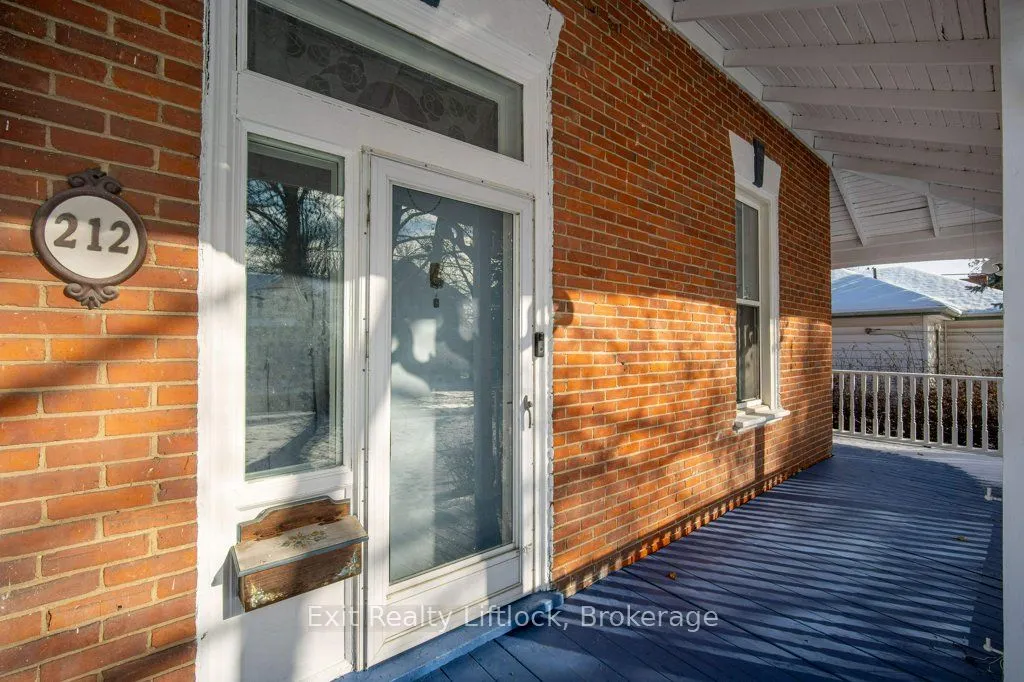 212 Barnardo Avenue