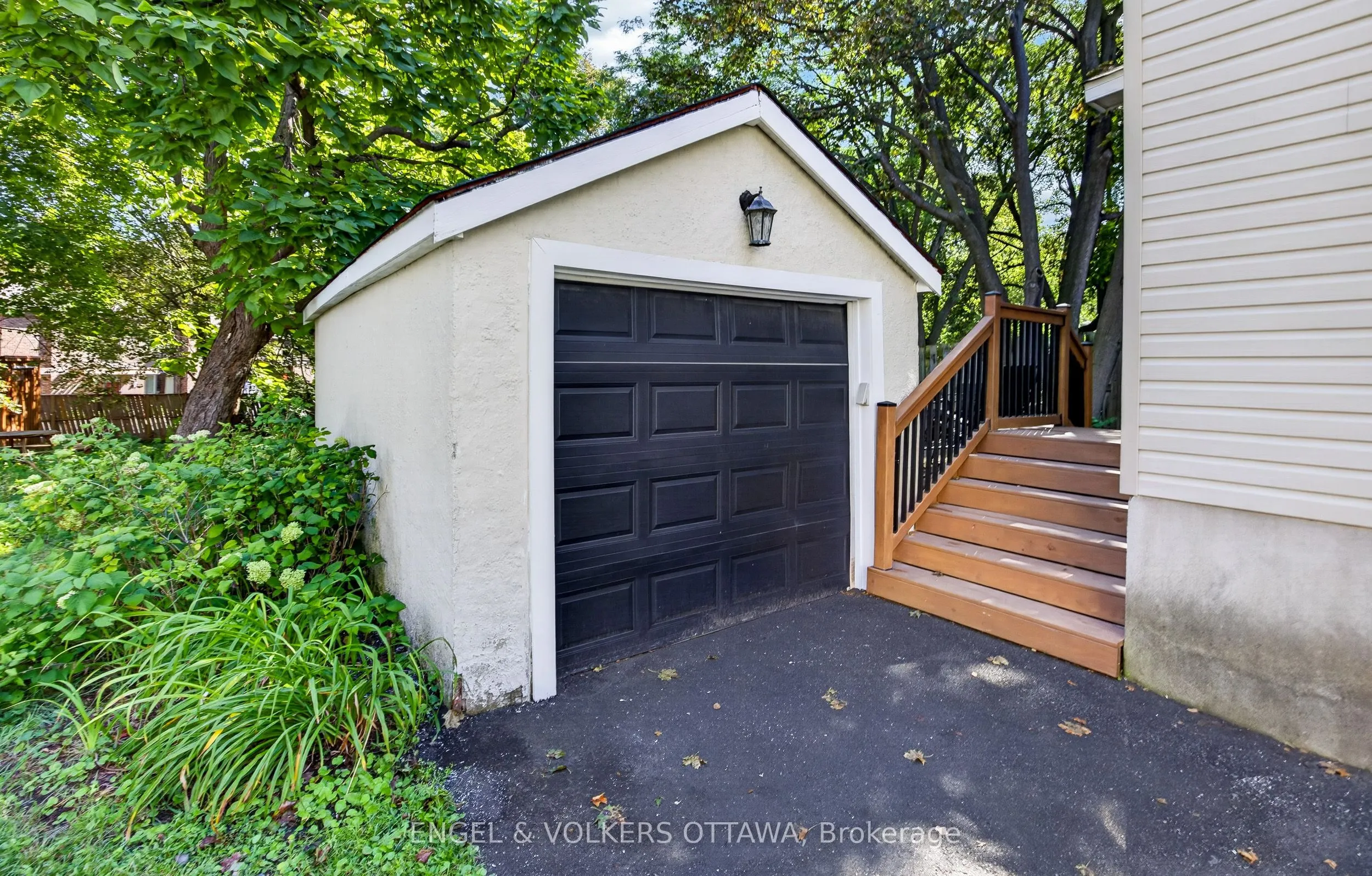 533 Hilson Avenue