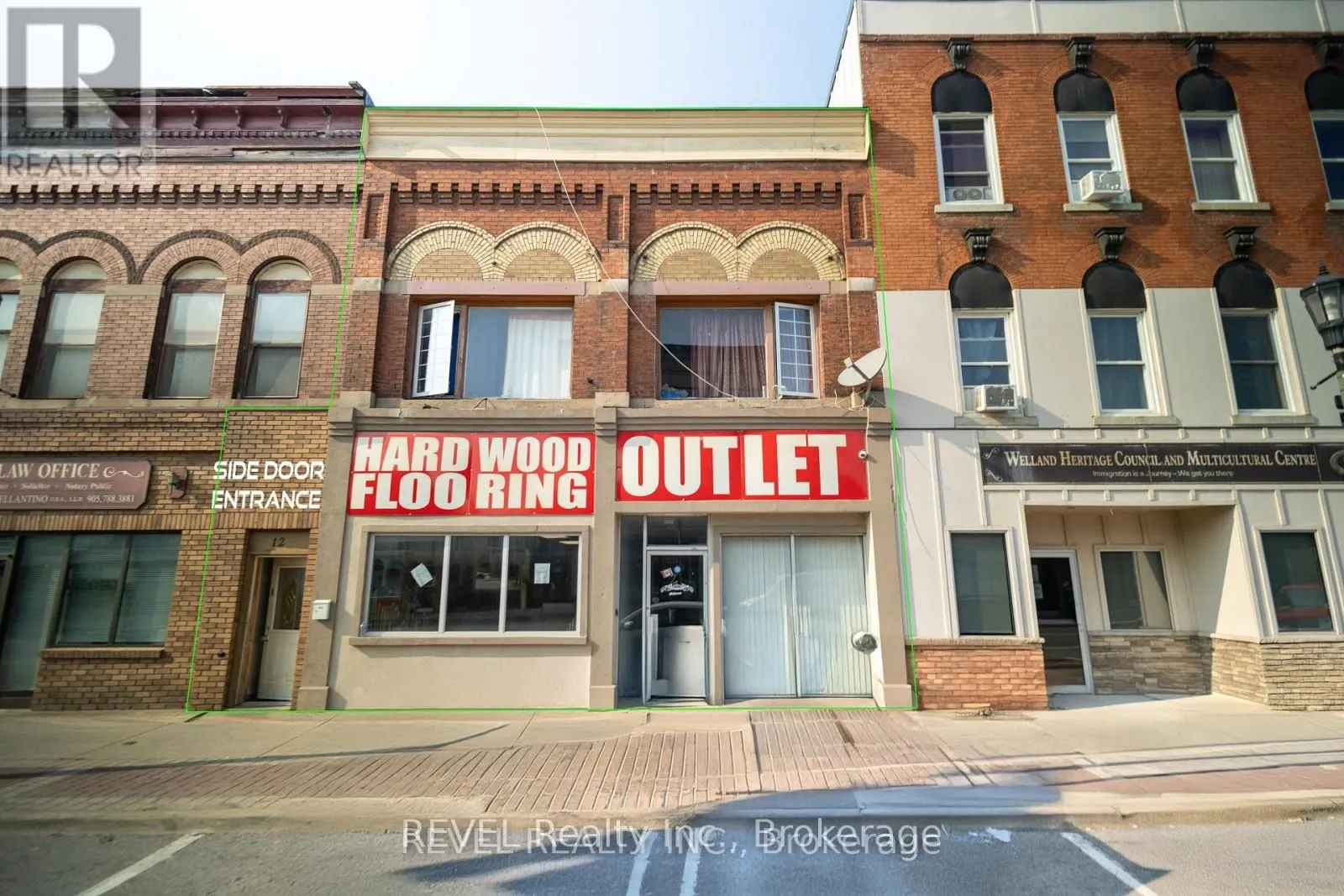 12 East Main Street