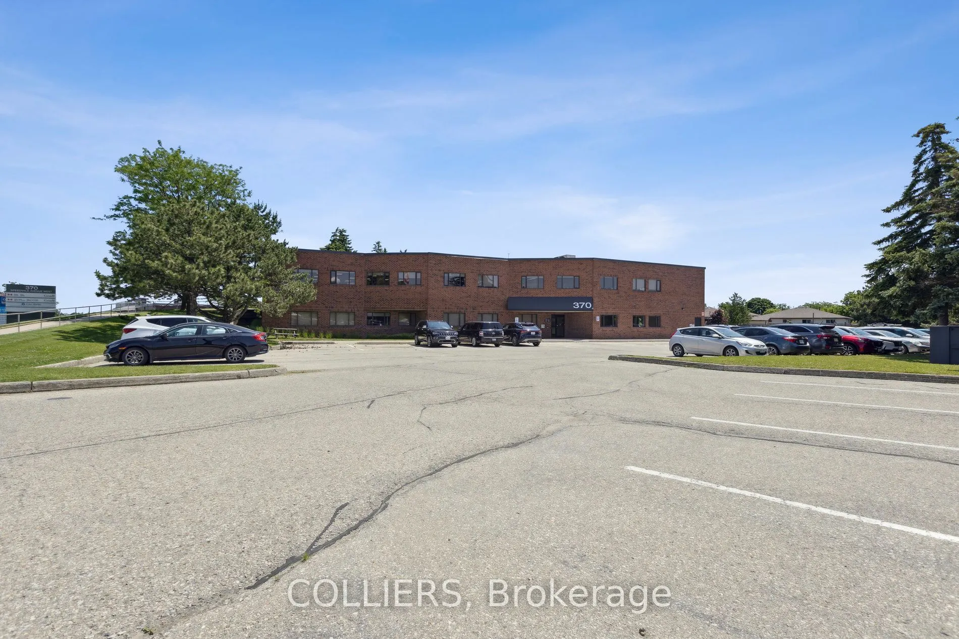370 Speedvale Avenue #102
