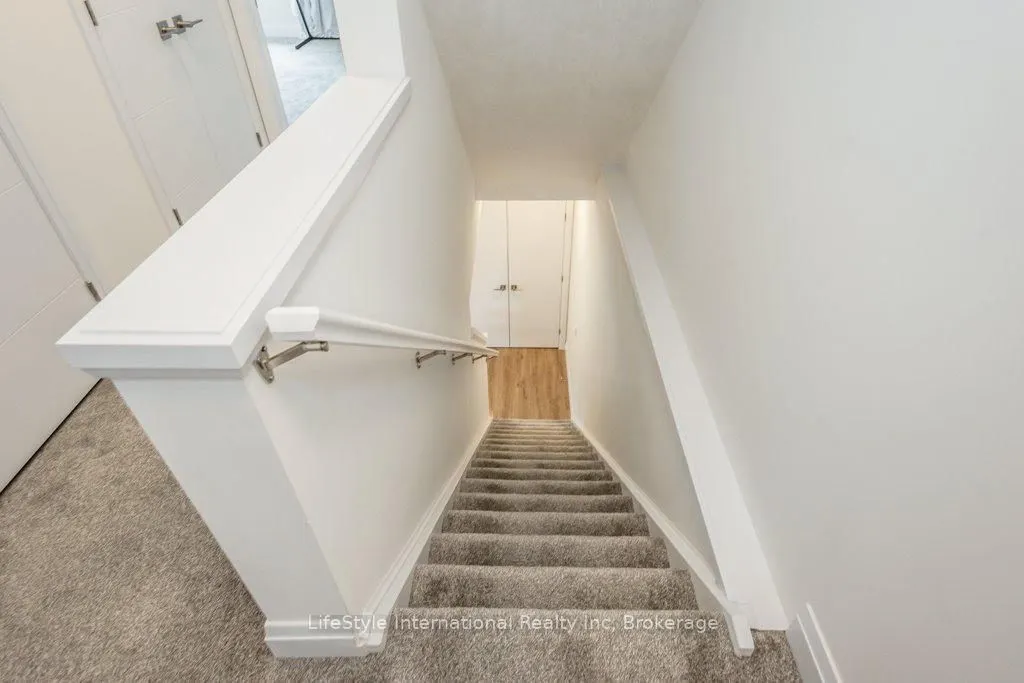 32 Duggan Lane #32