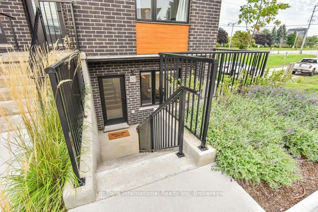 32 Duggan Lane #32