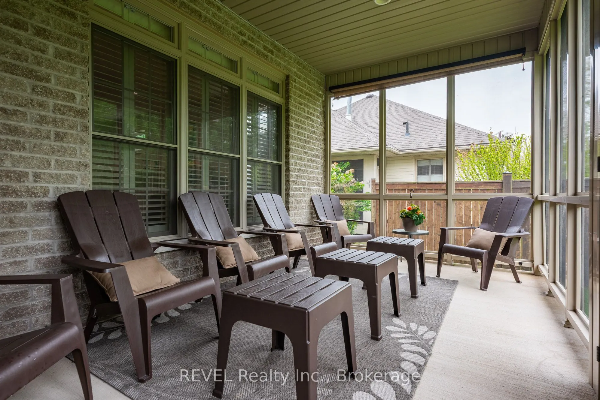 3250 Thunder Bay Road