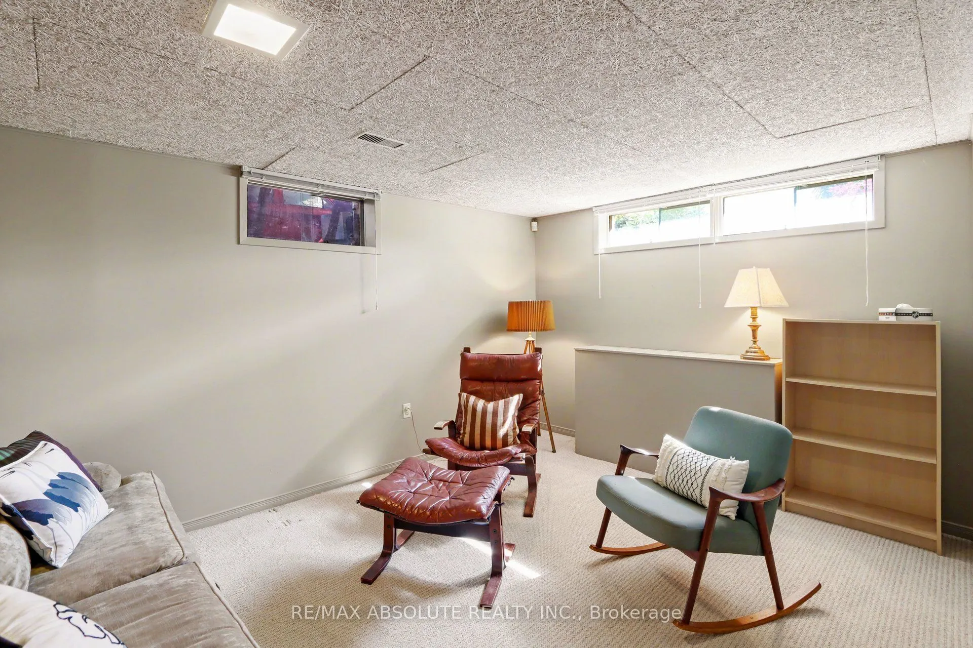 125 Juniper Street E