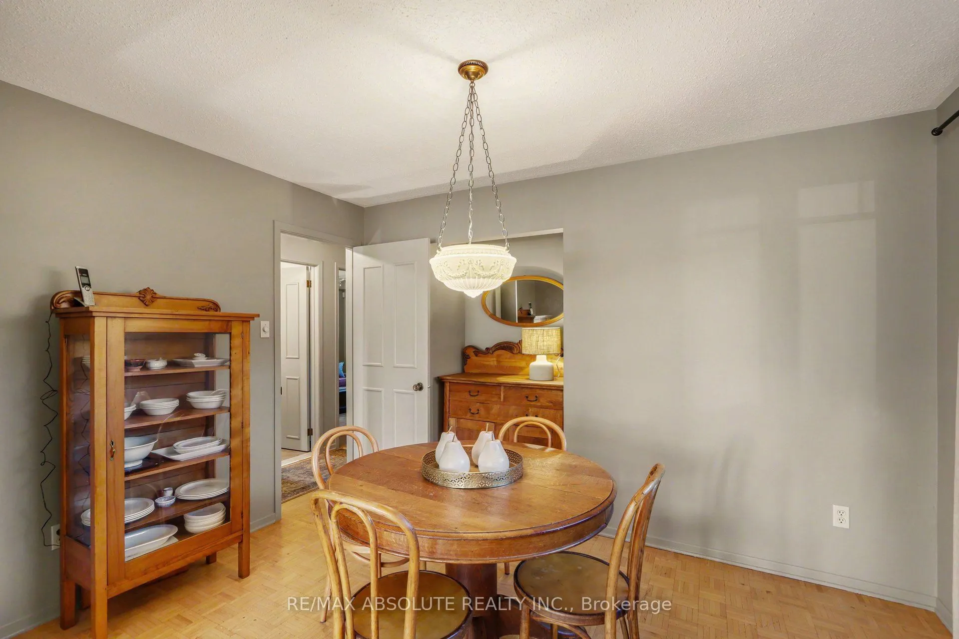 125 Juniper Street E