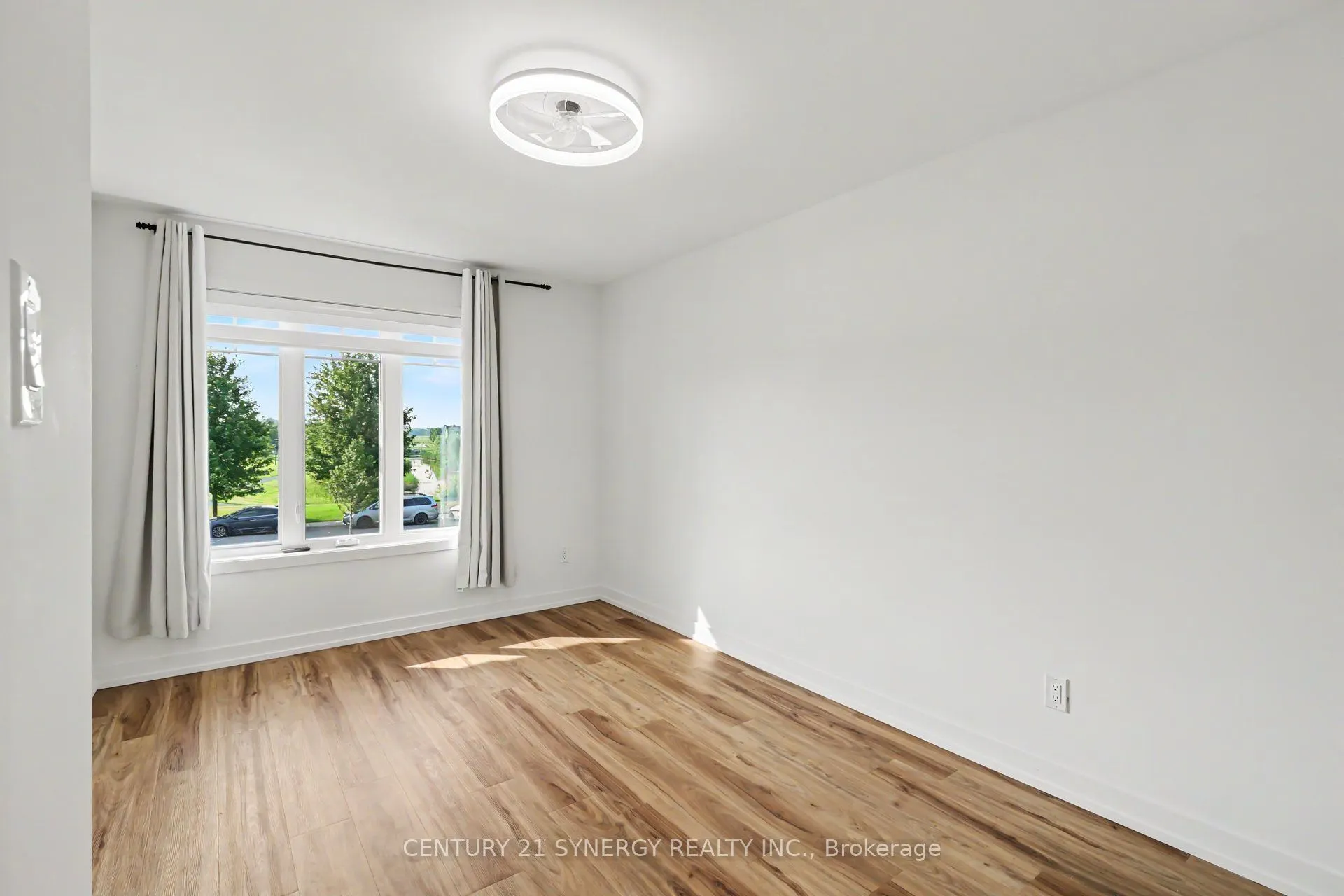 99 St Moritz Terrace #406