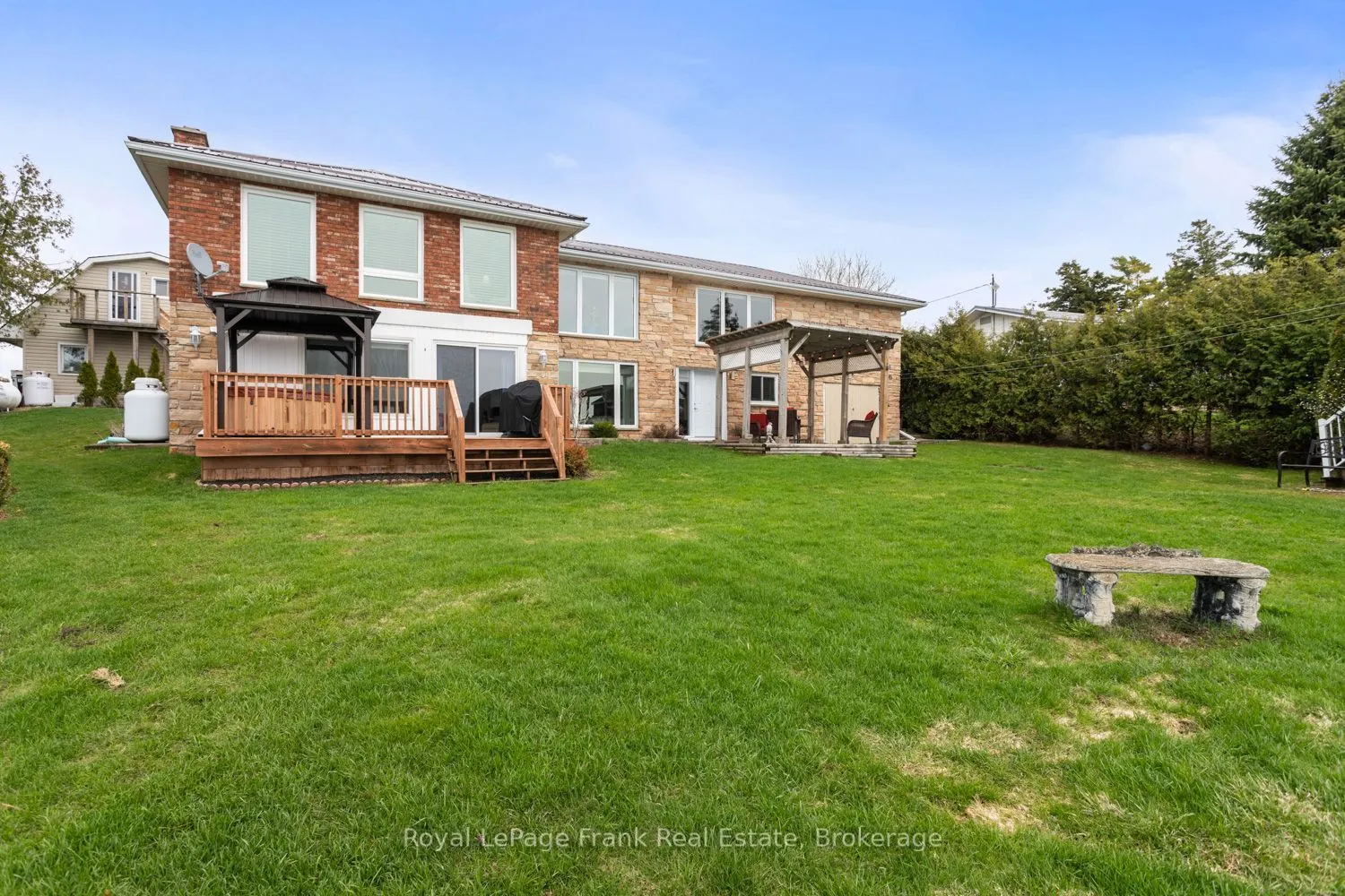 106 Starr Boulevard