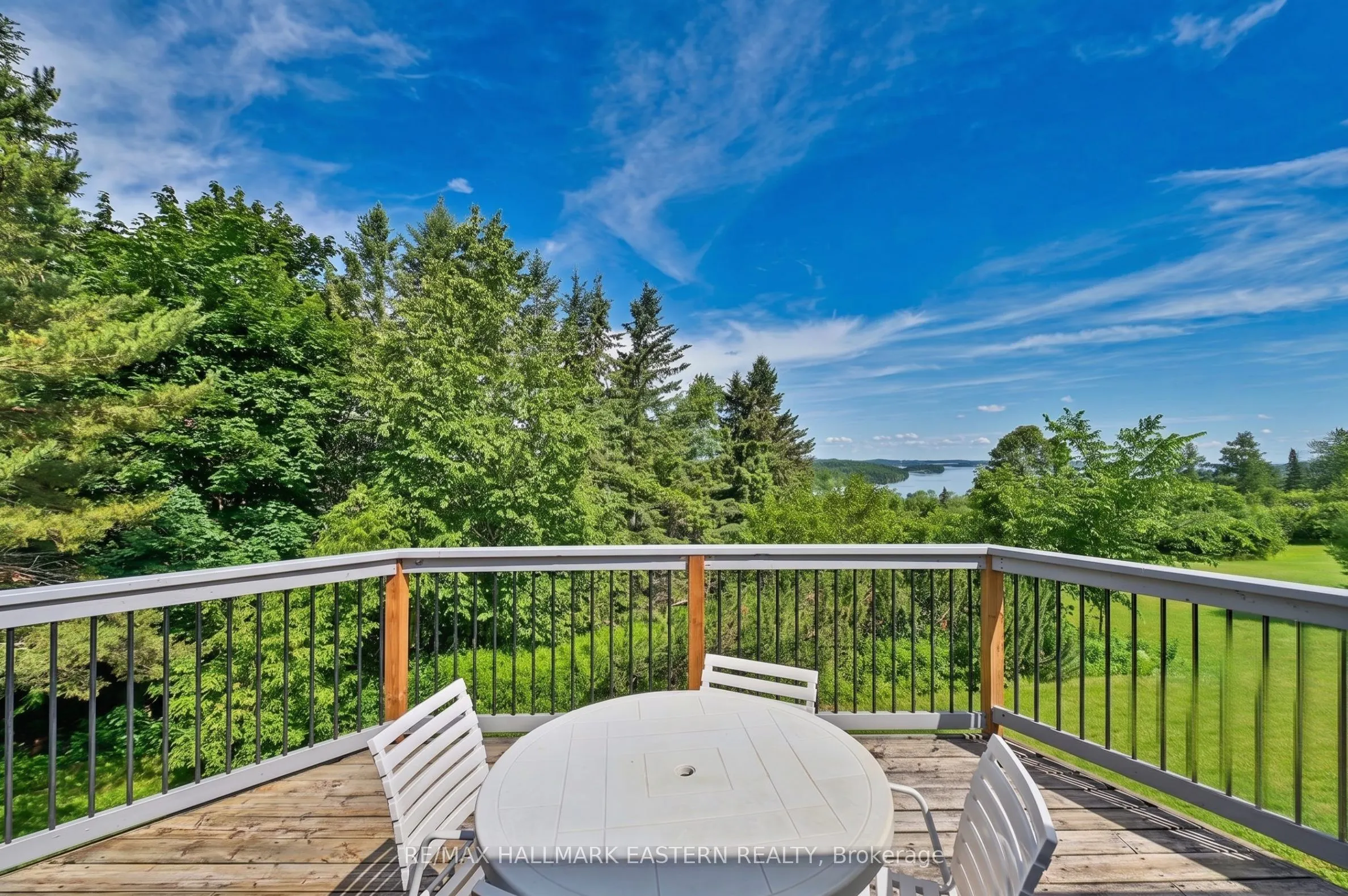 473 Sunset Crescent