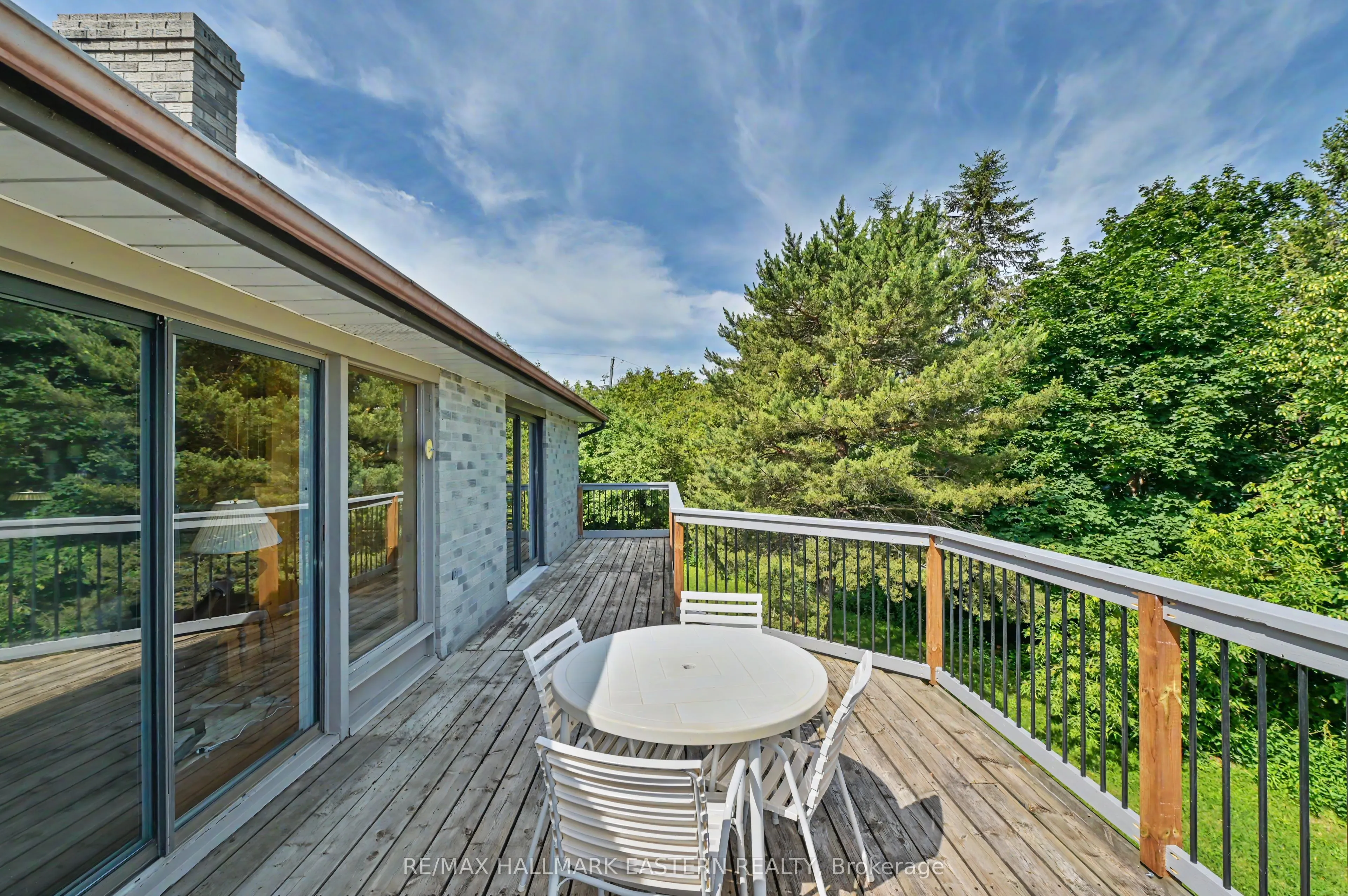 473 Sunset Crescent