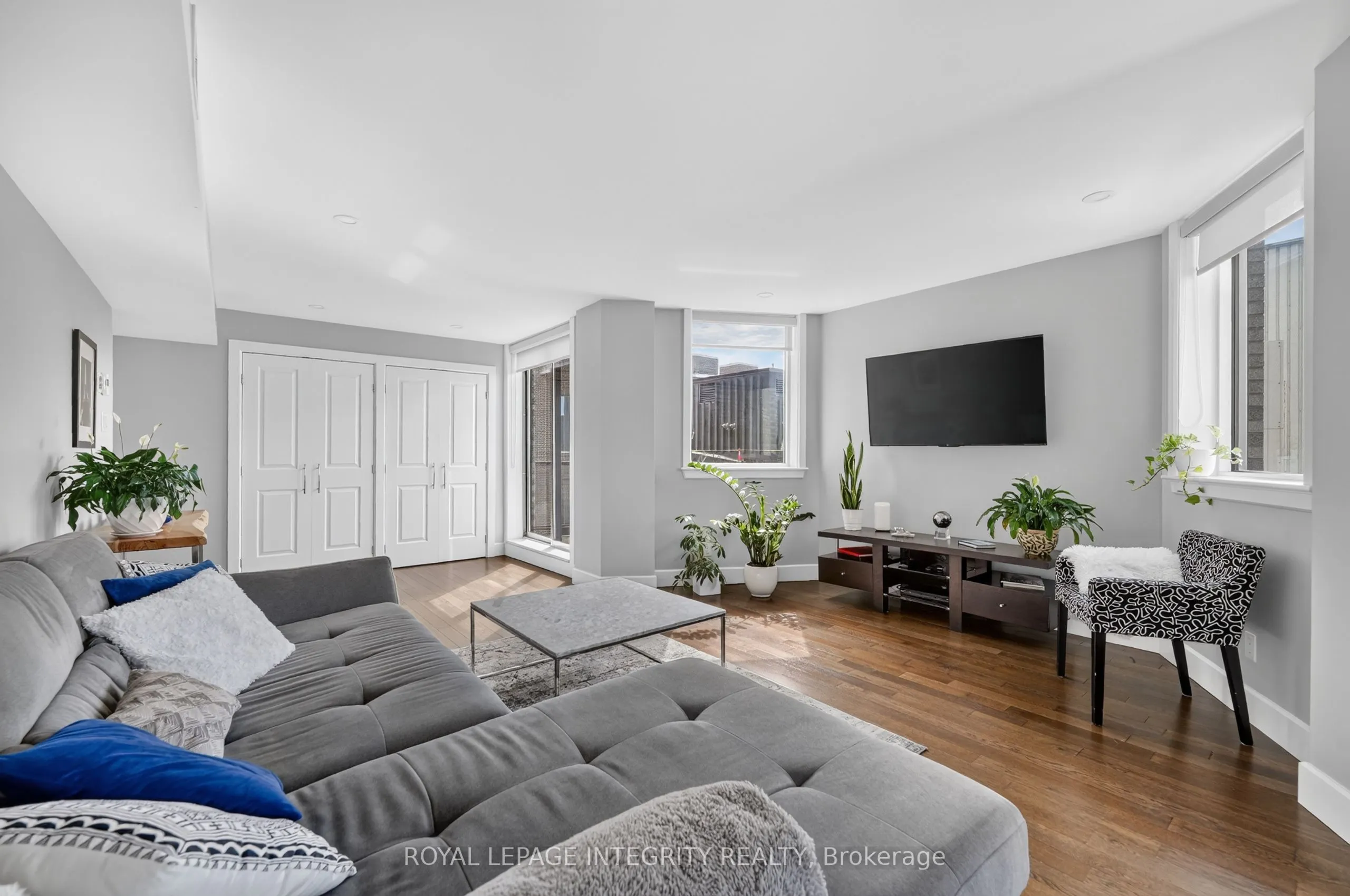 18 Nepean Street #PH1