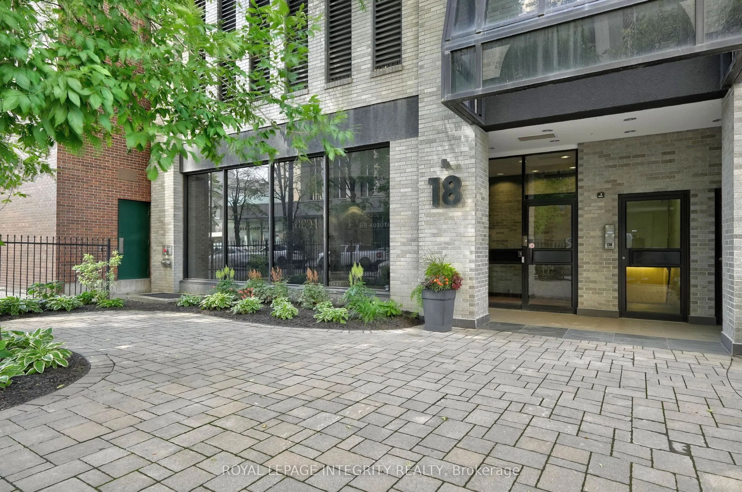 18 Nepean Street #PH1