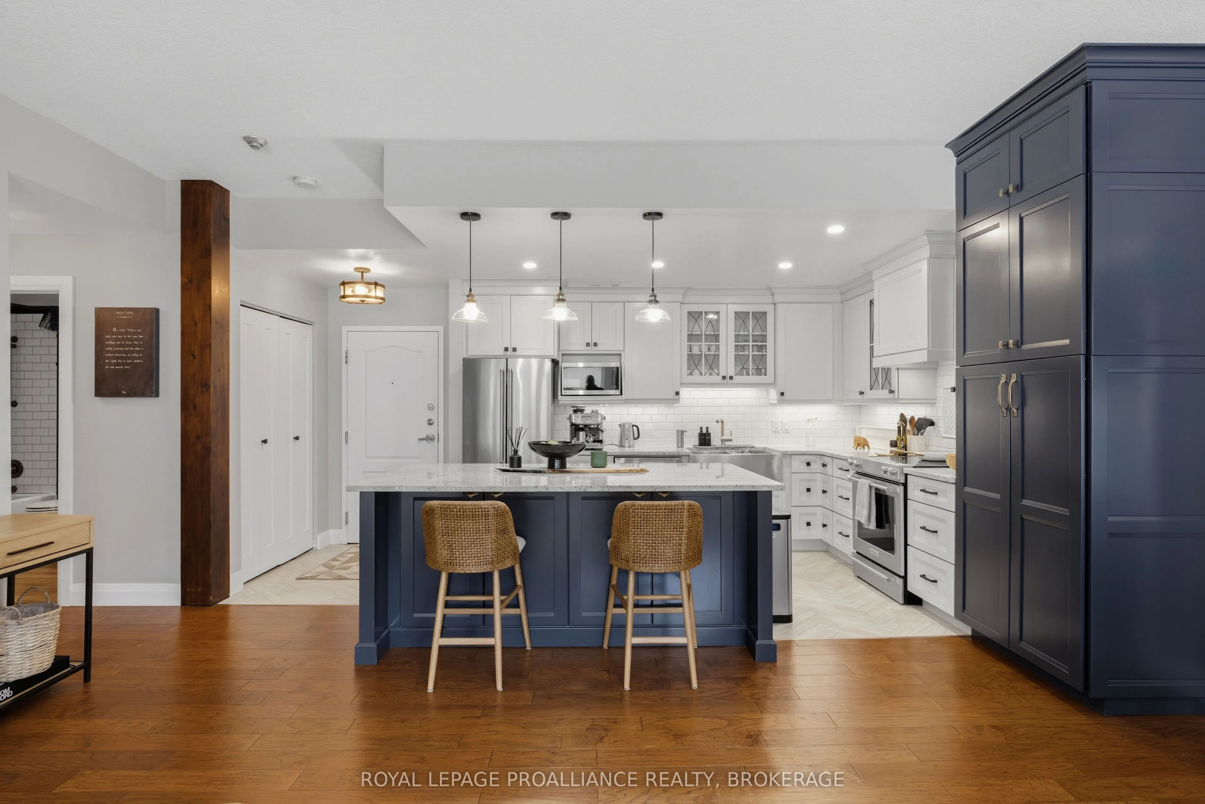 350 Wellington Street #205