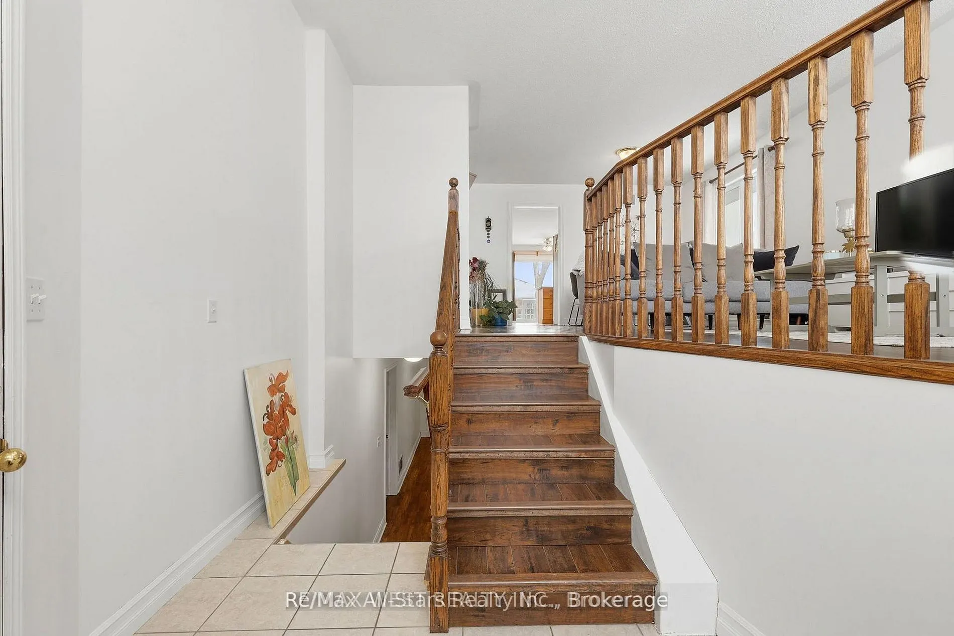20 Eakins Crescent