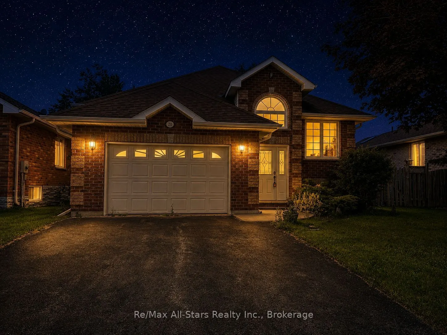 20 Eakins Crescent