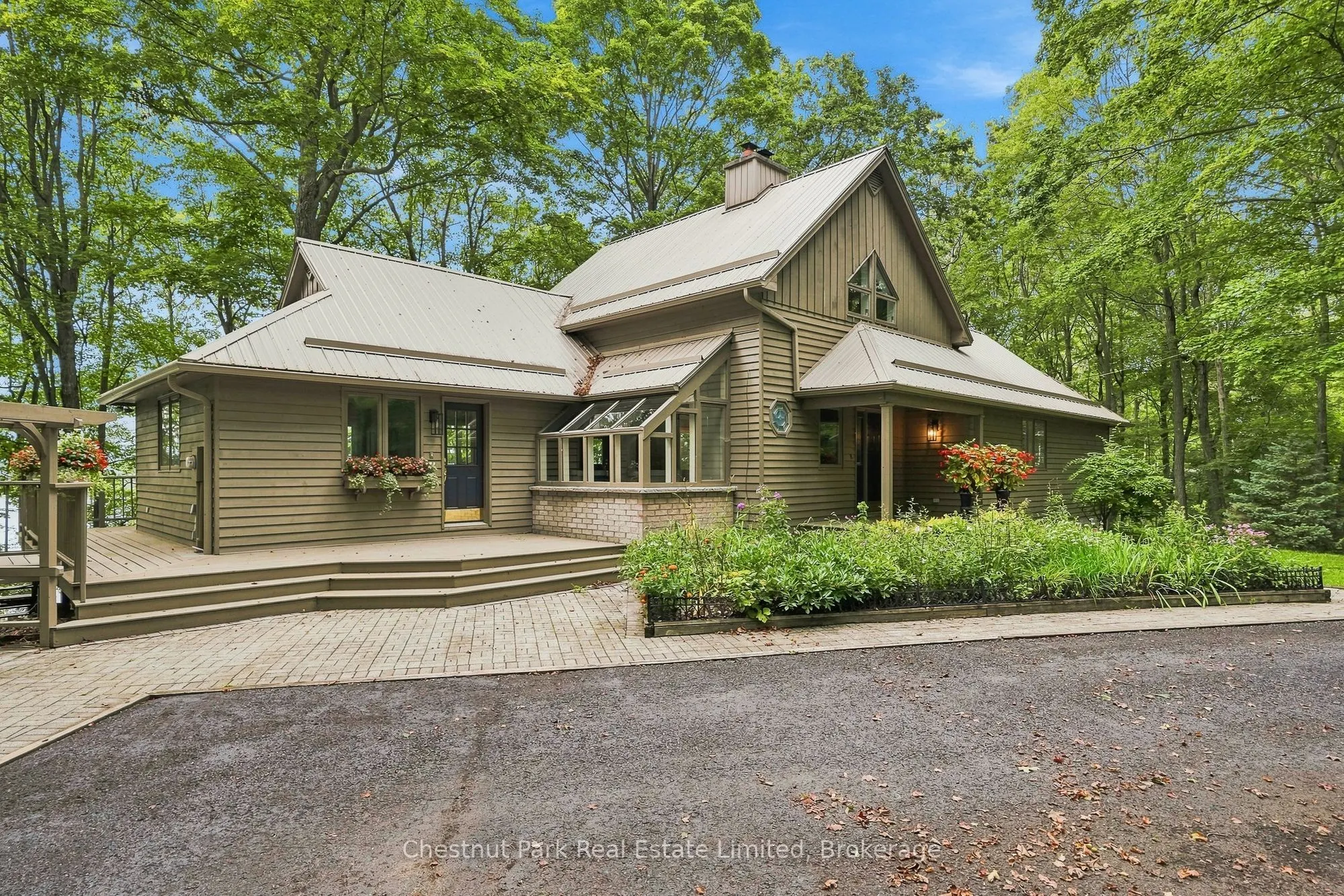 26 Benham Place Road