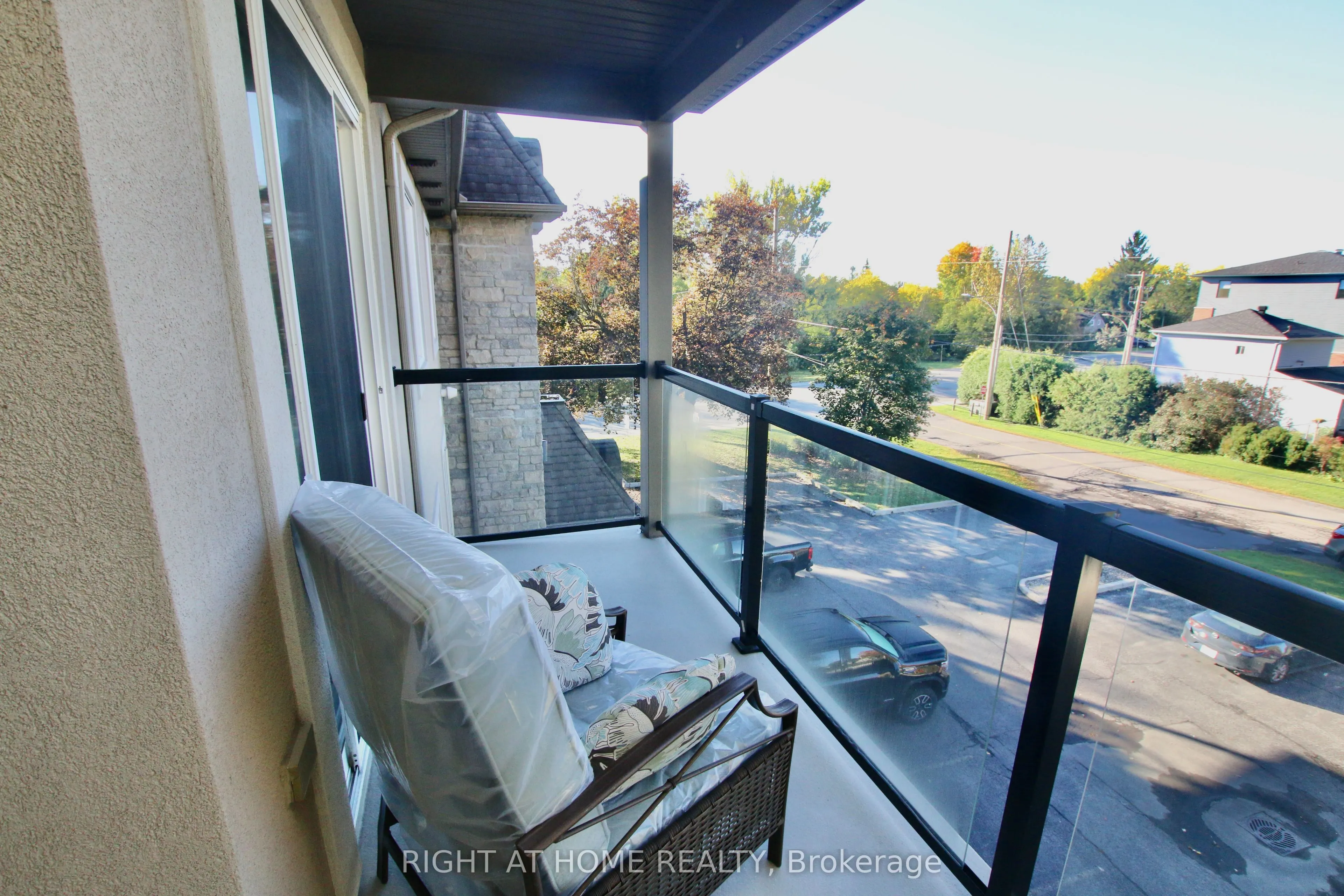 2 Warner Street #301