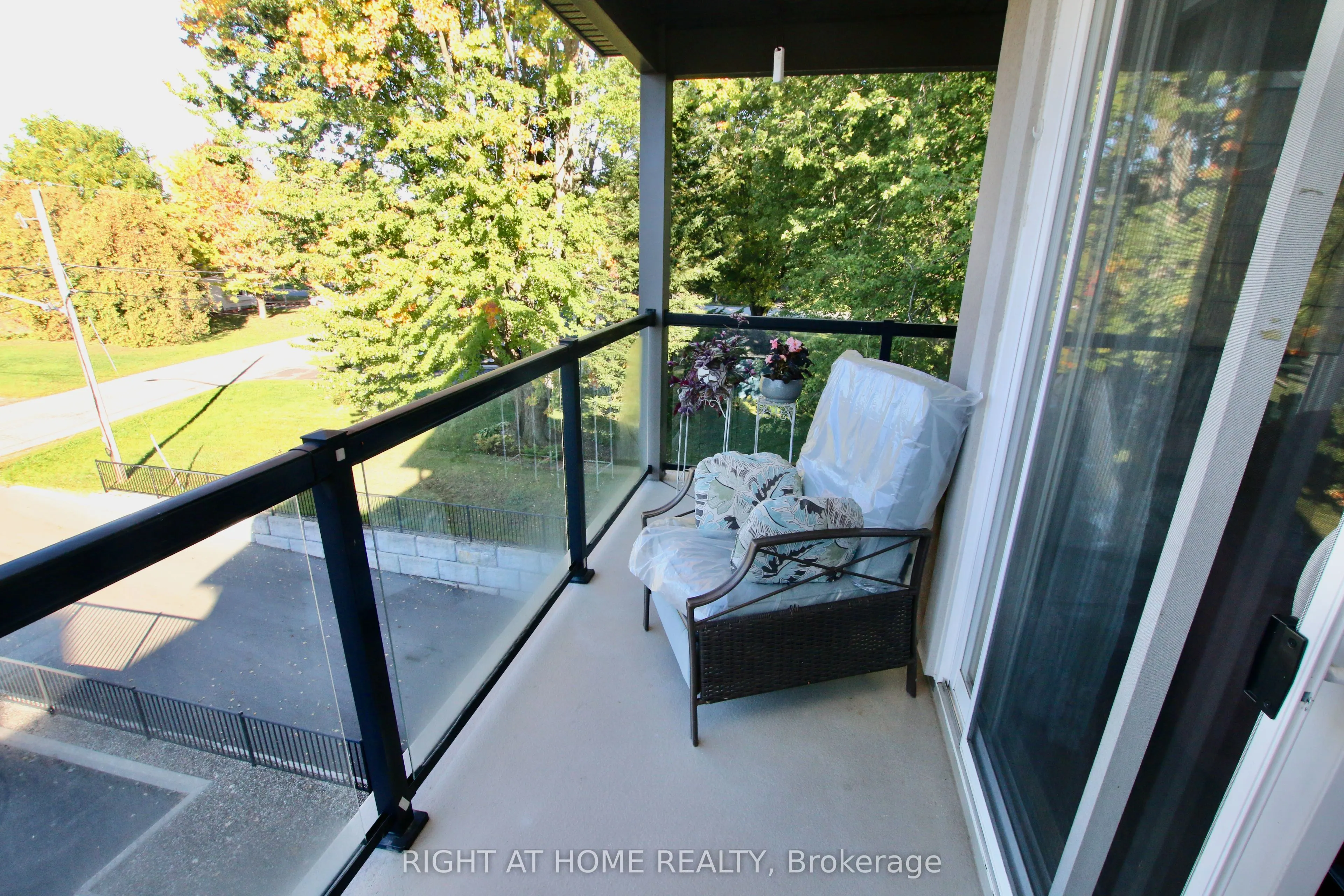 2 Warner Street #301