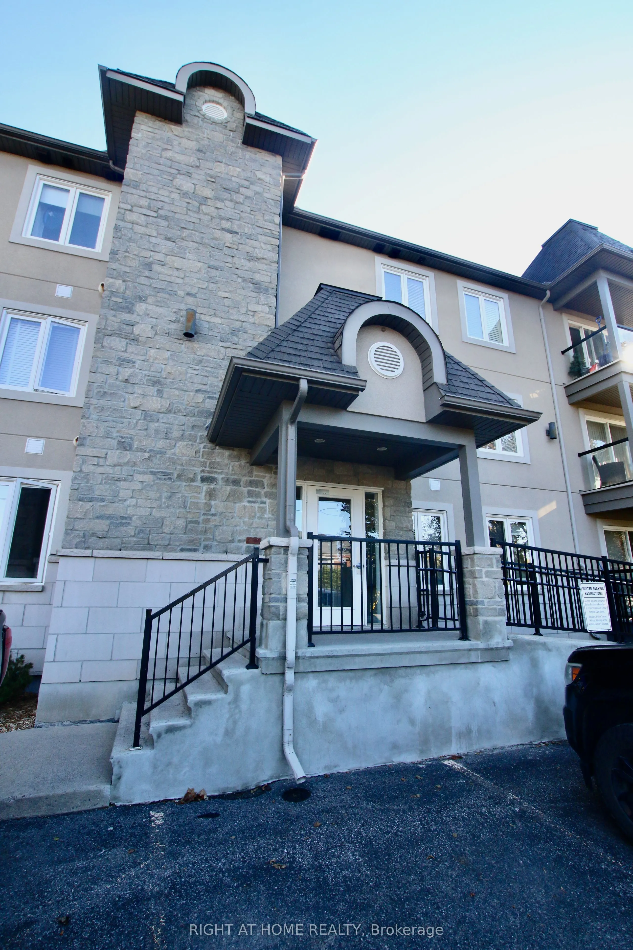 2 Warner Street #301