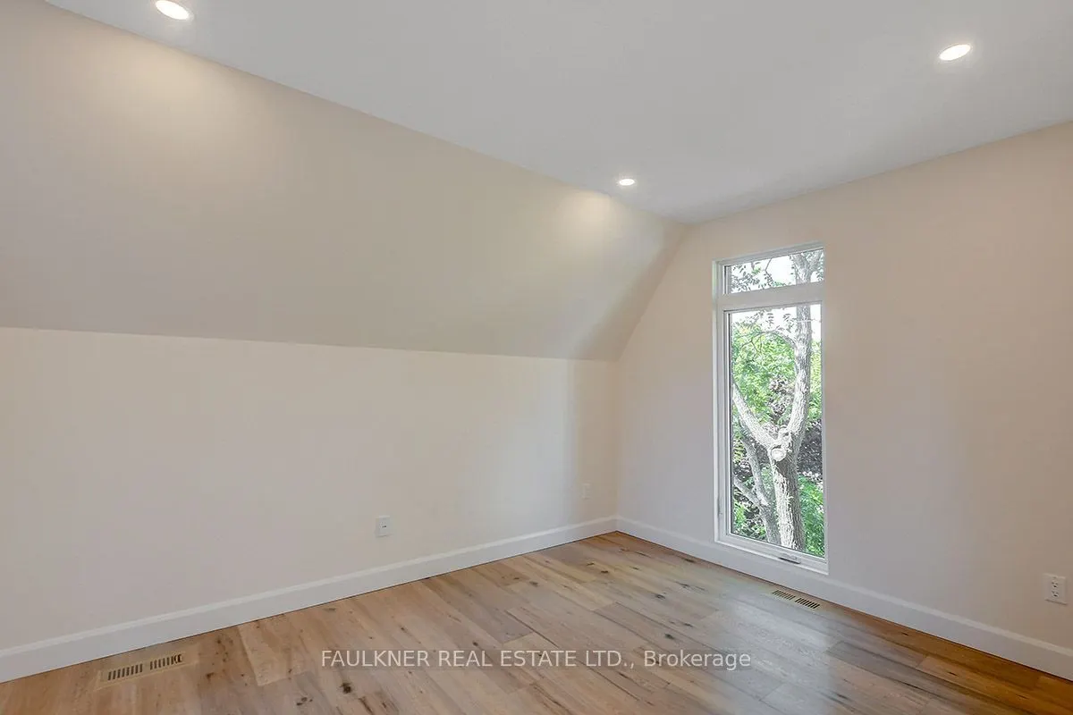 89 Spencer Street