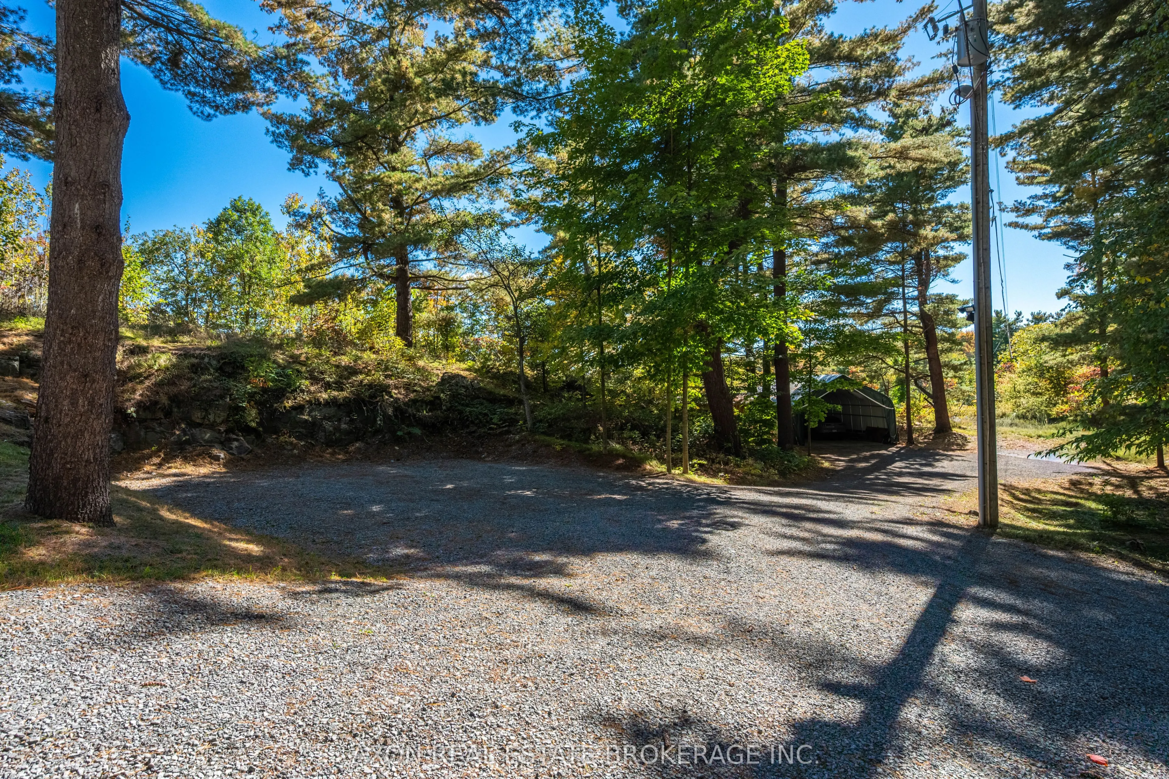 1022 Briscoe Bay Lane