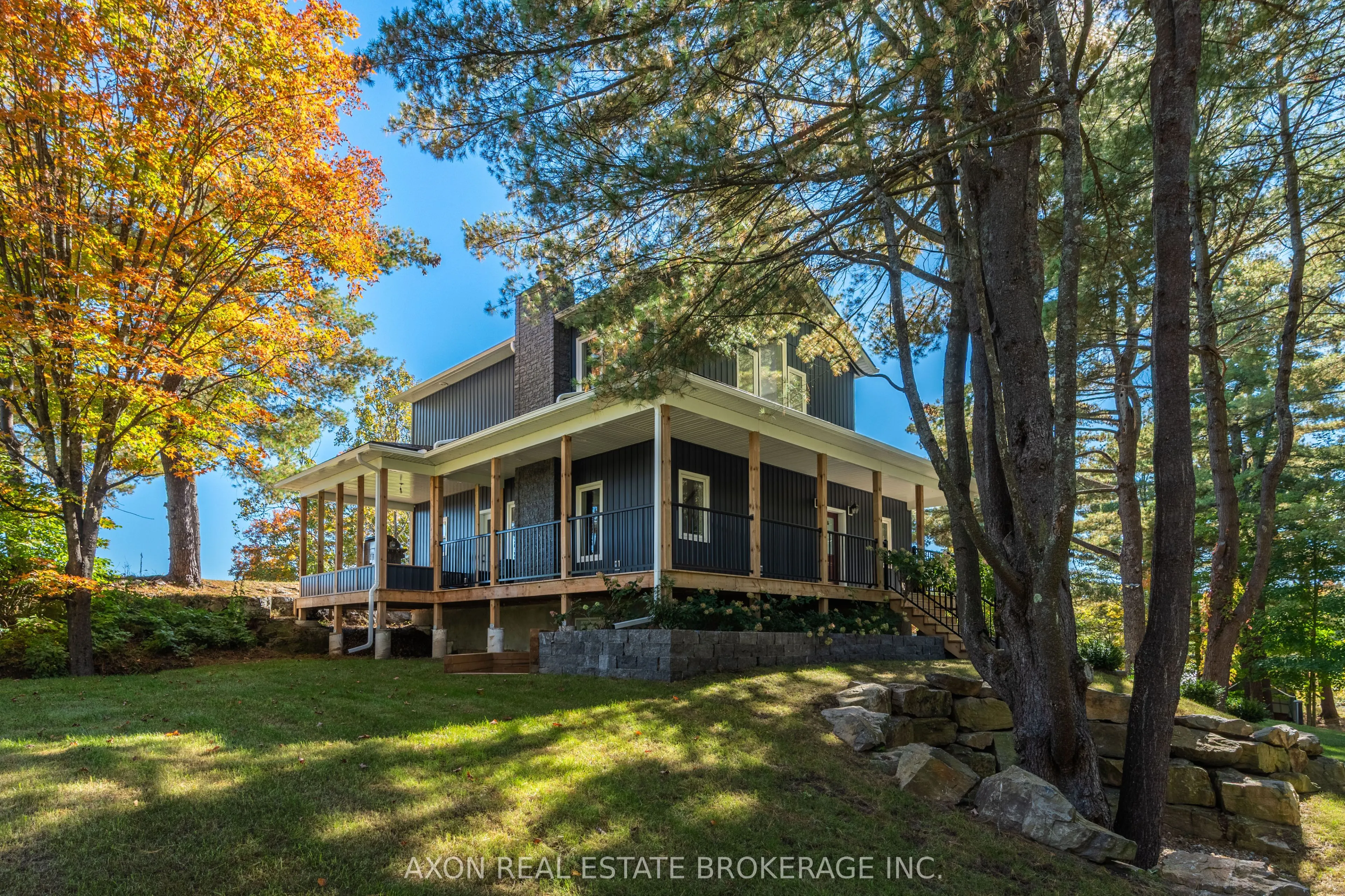 1022 Briscoe Bay Lane