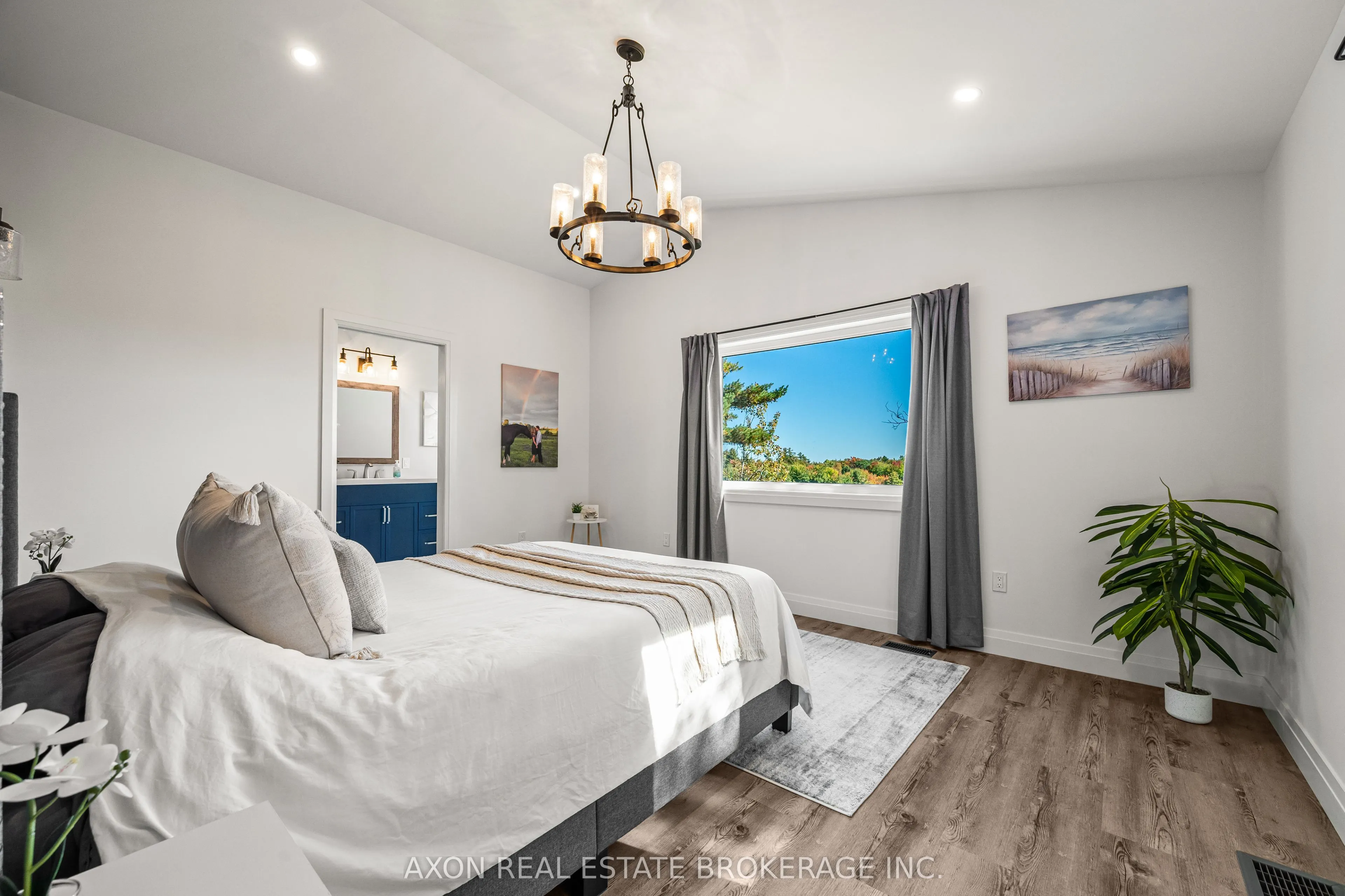1022 Briscoe Bay Lane