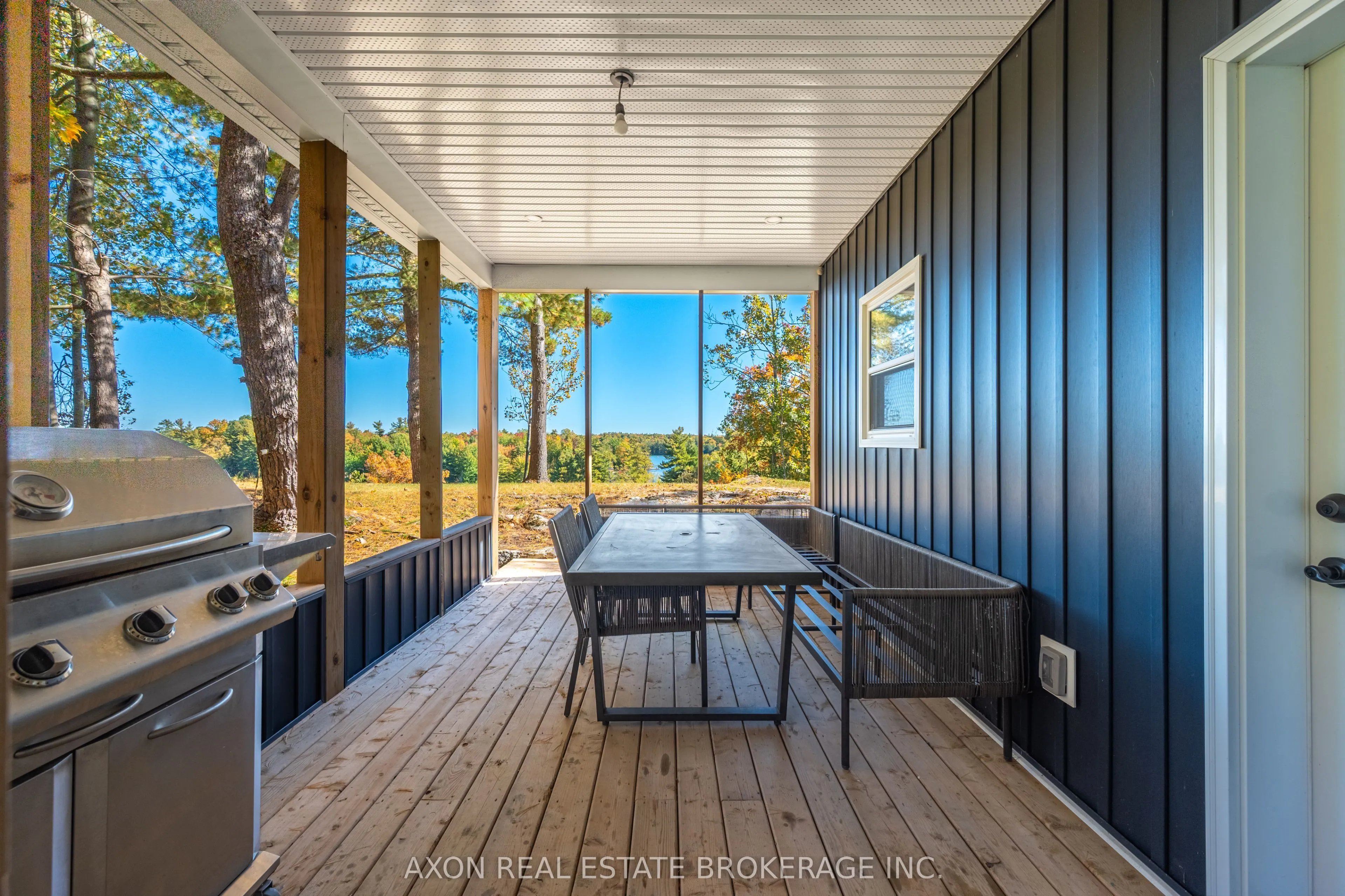 1022 Briscoe Bay Lane