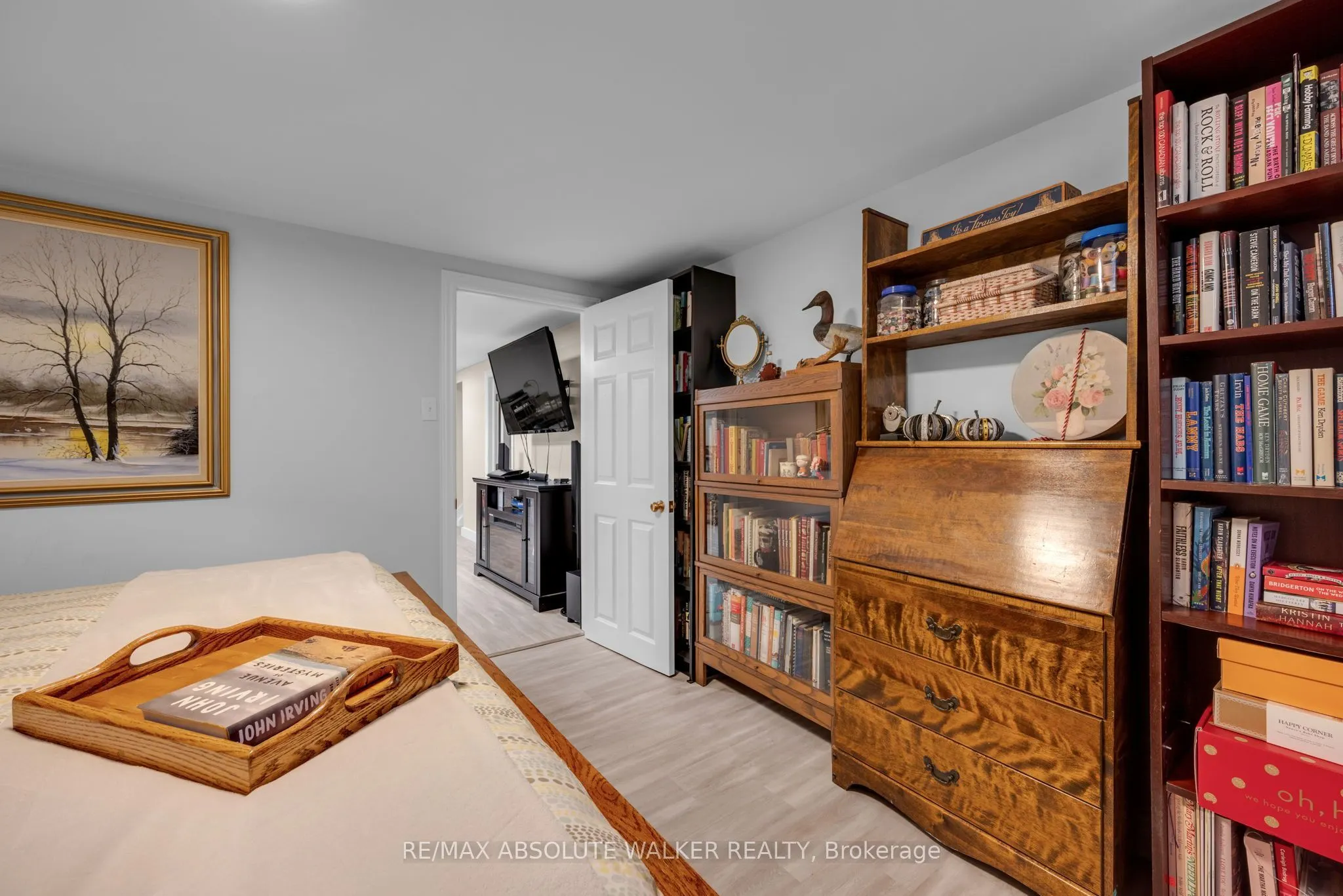 1679 Century Road E