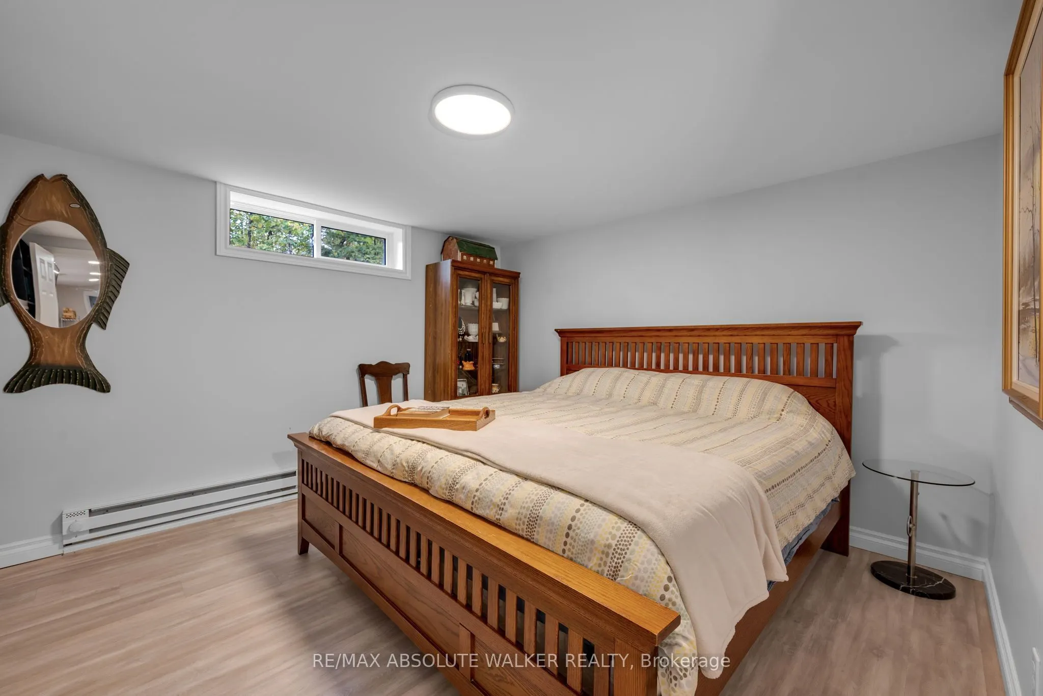 1679 Century Road E