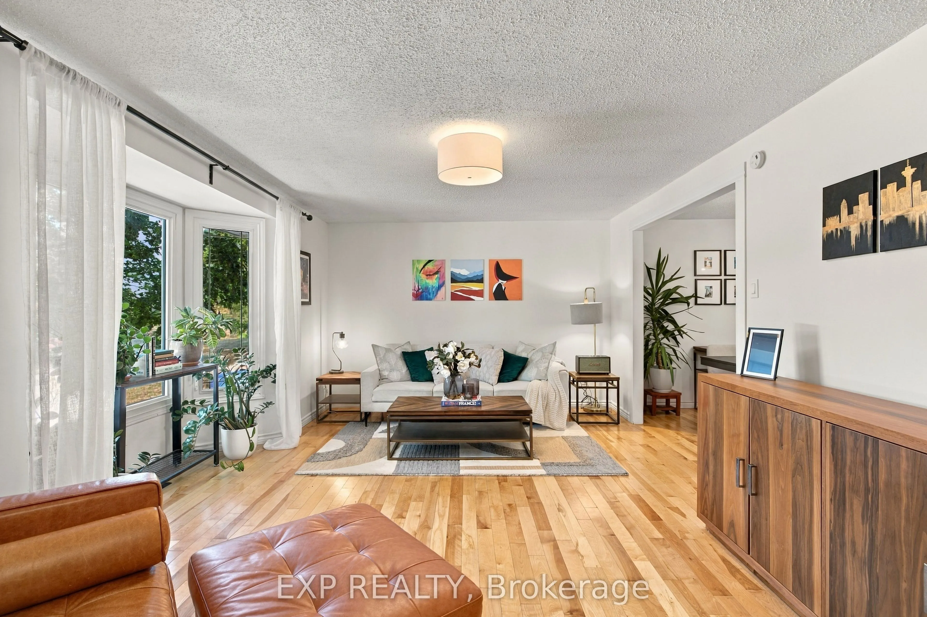 178 Laurentian Drive