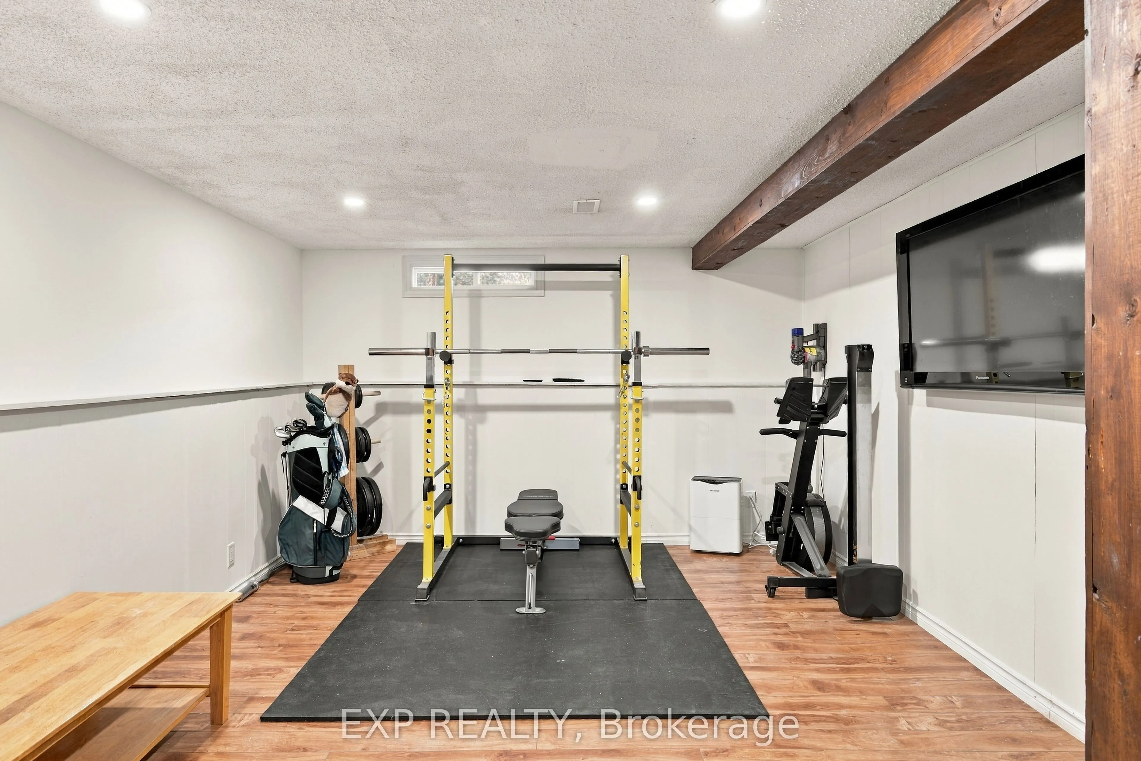178 Laurentian Drive