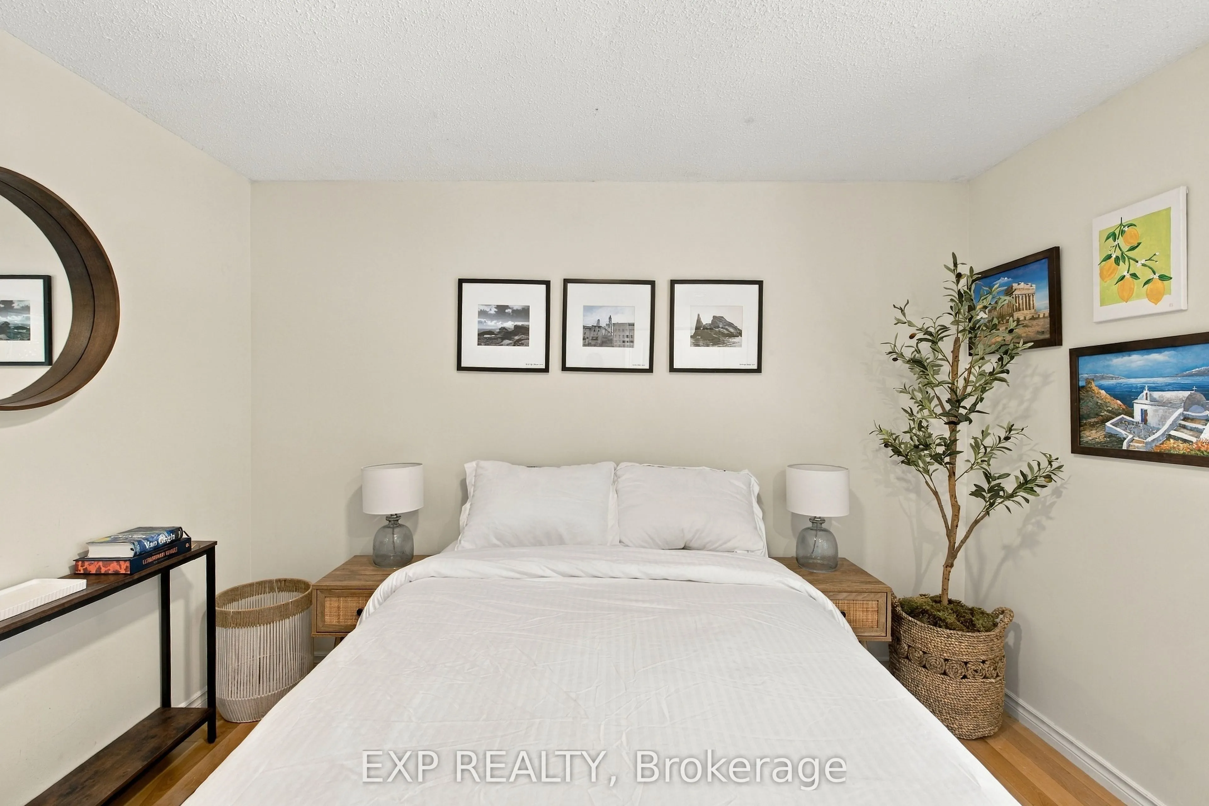 178 Laurentian Drive