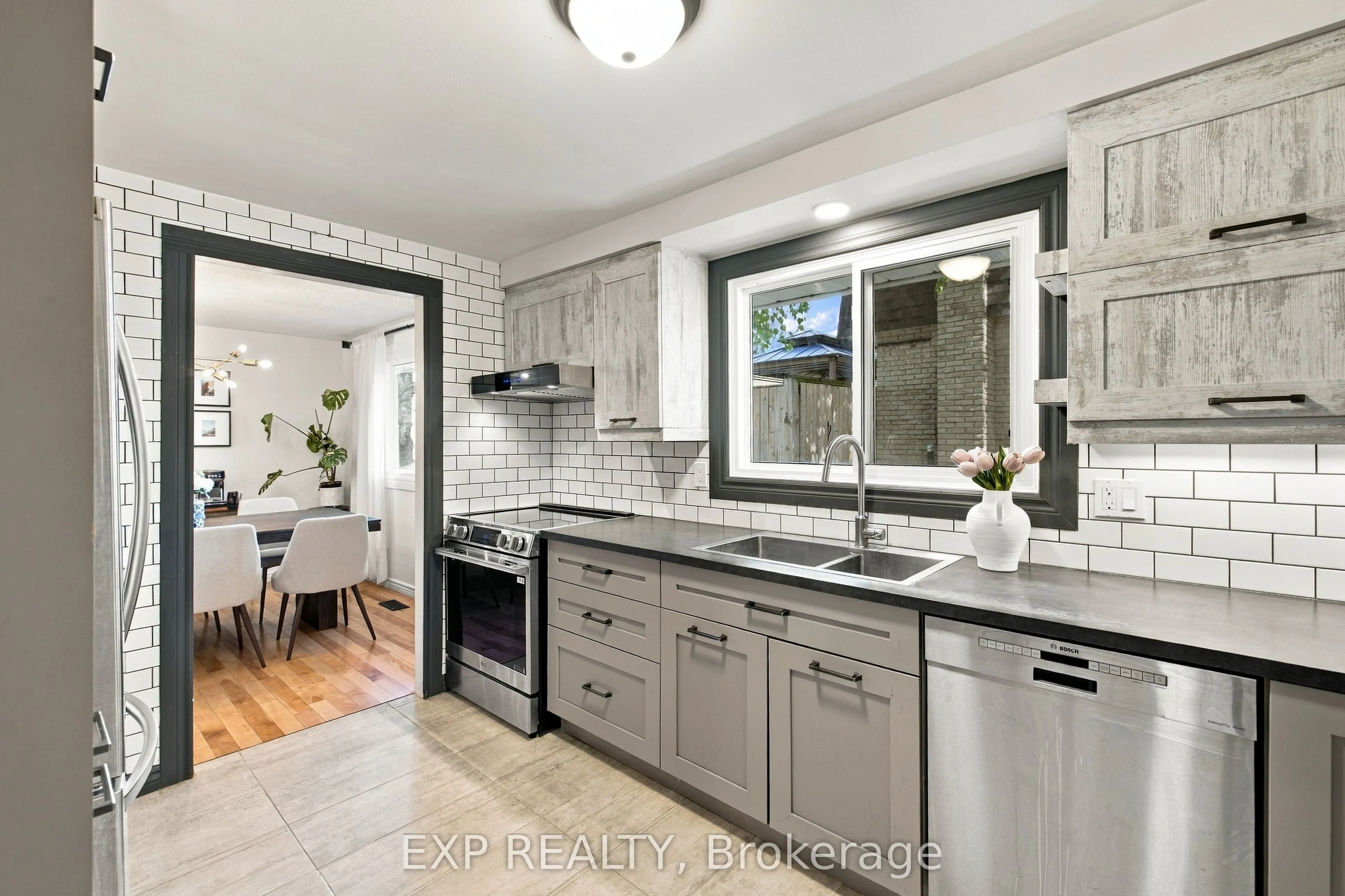 178 Laurentian Drive