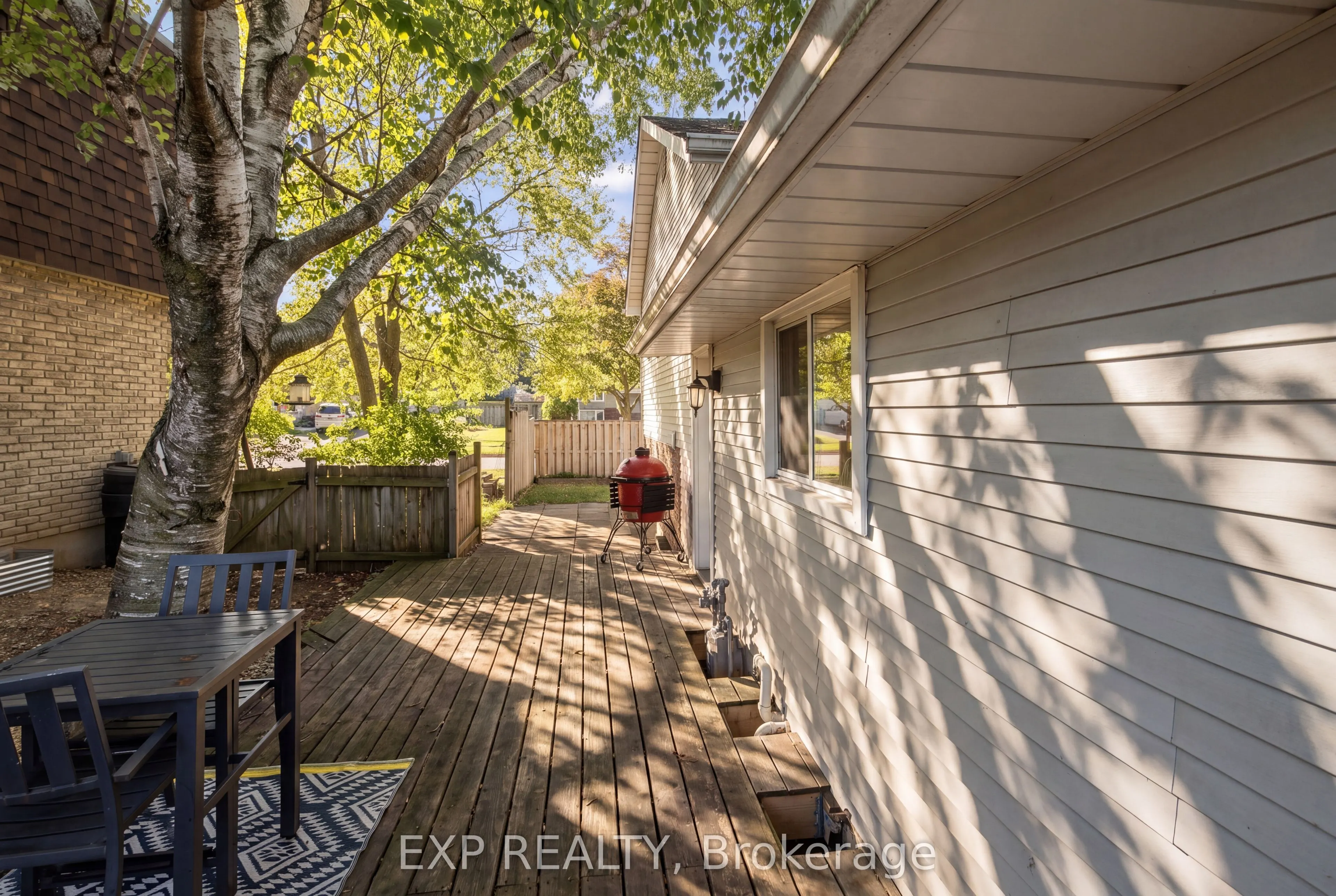 178 Laurentian Drive