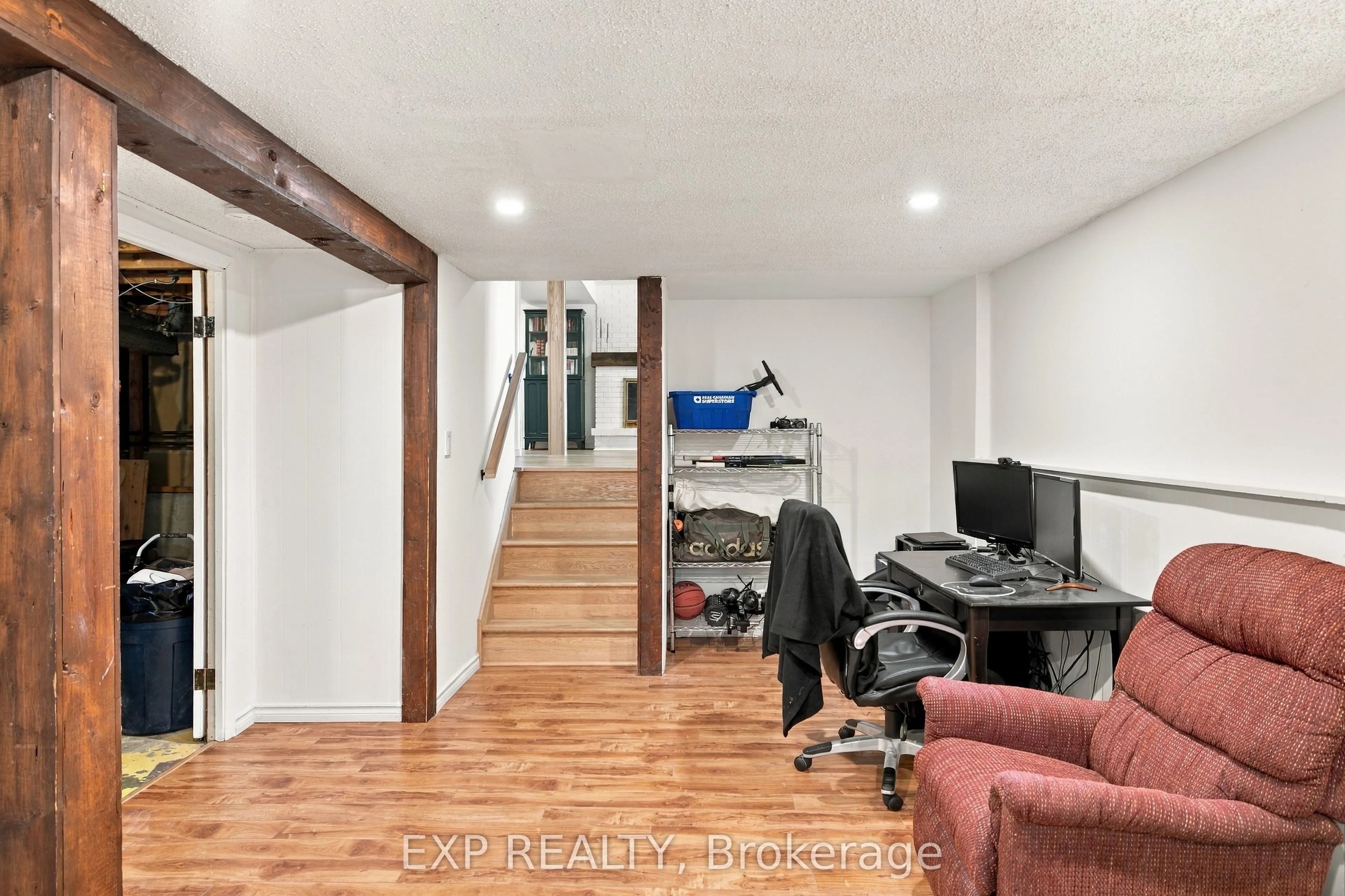 178 Laurentian Drive