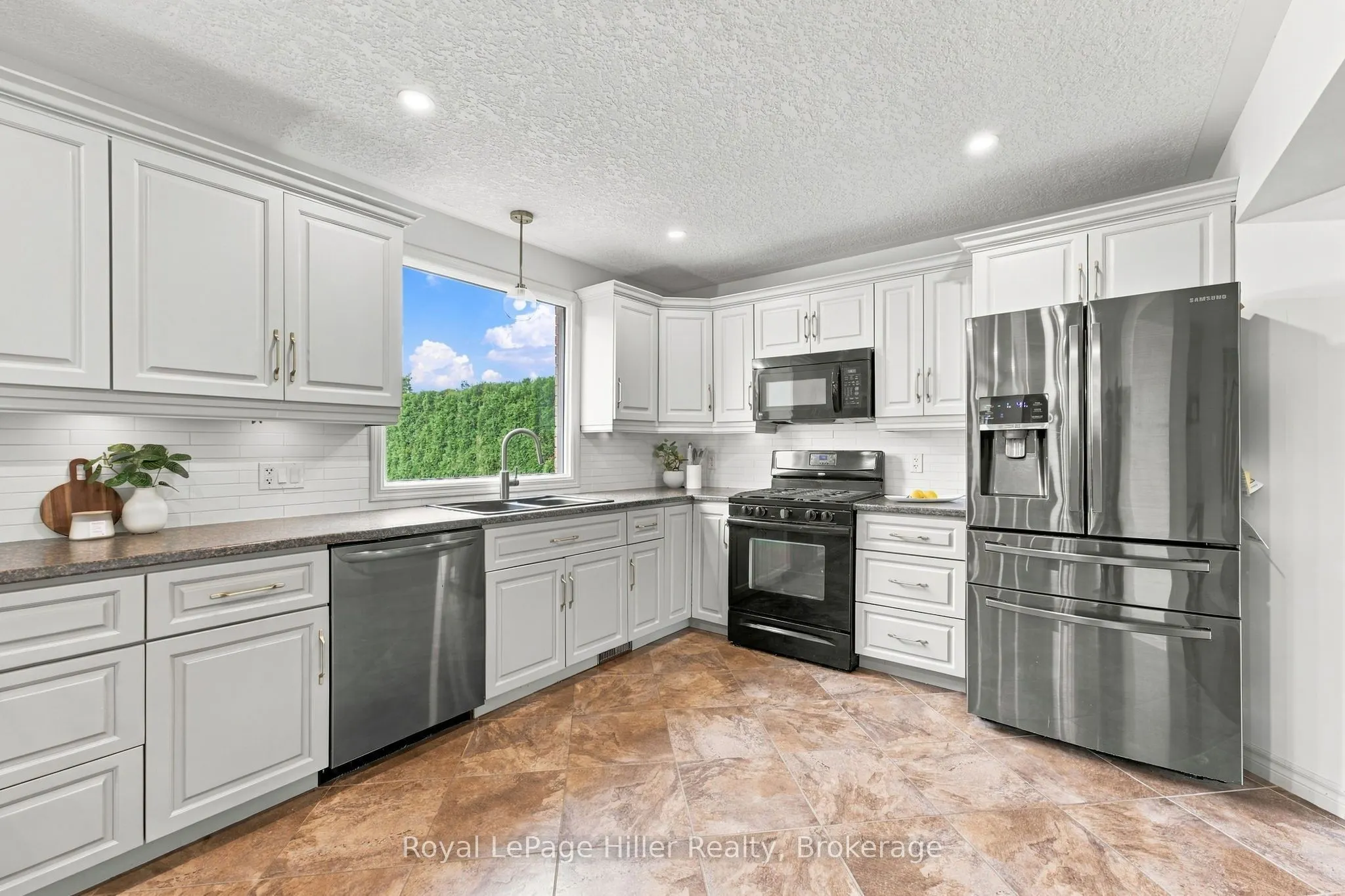 133 Braemar Crescent