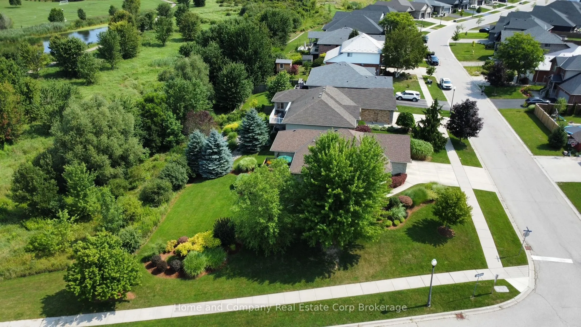 5 Ridgewood Crescent