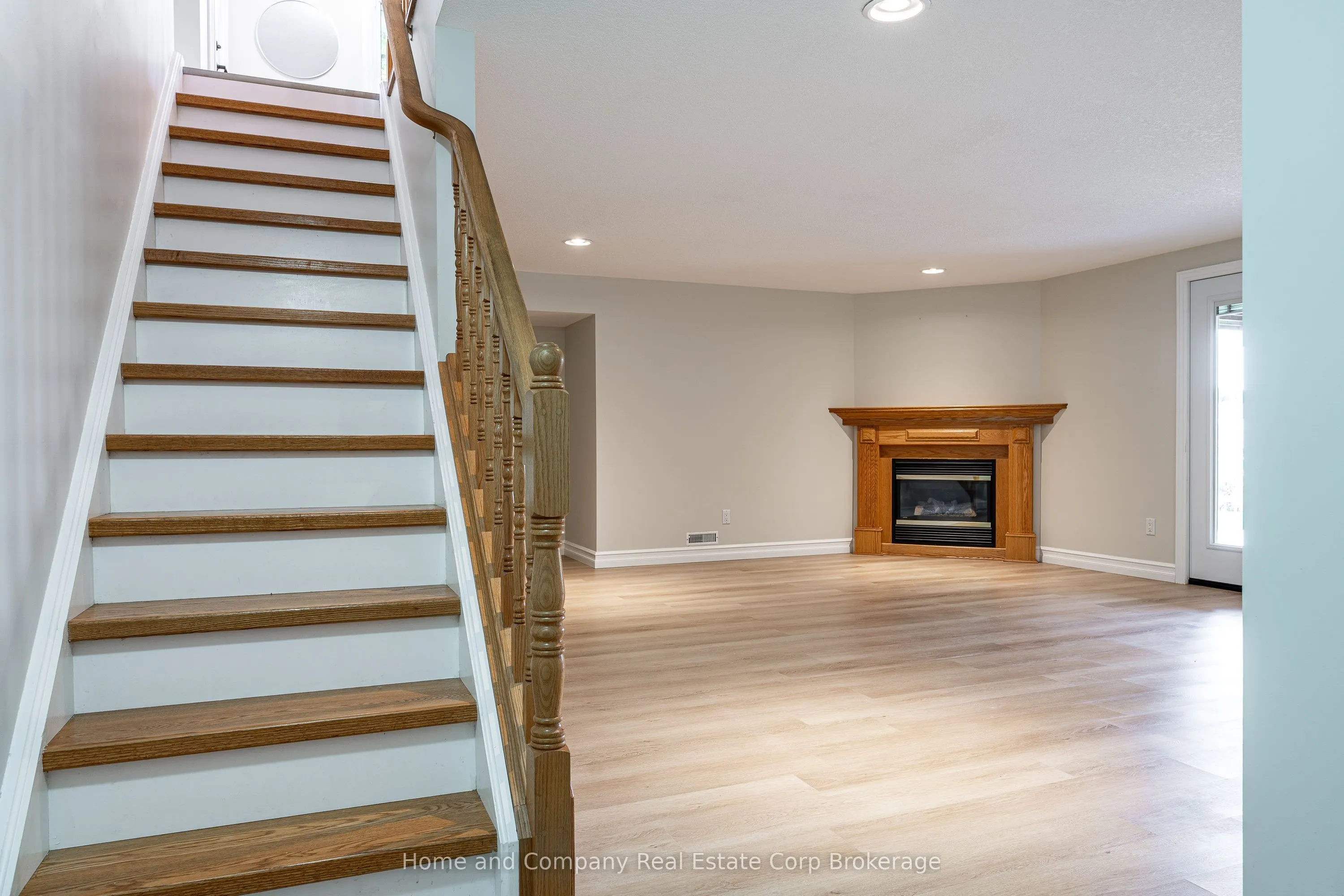 5 Ridgewood Crescent