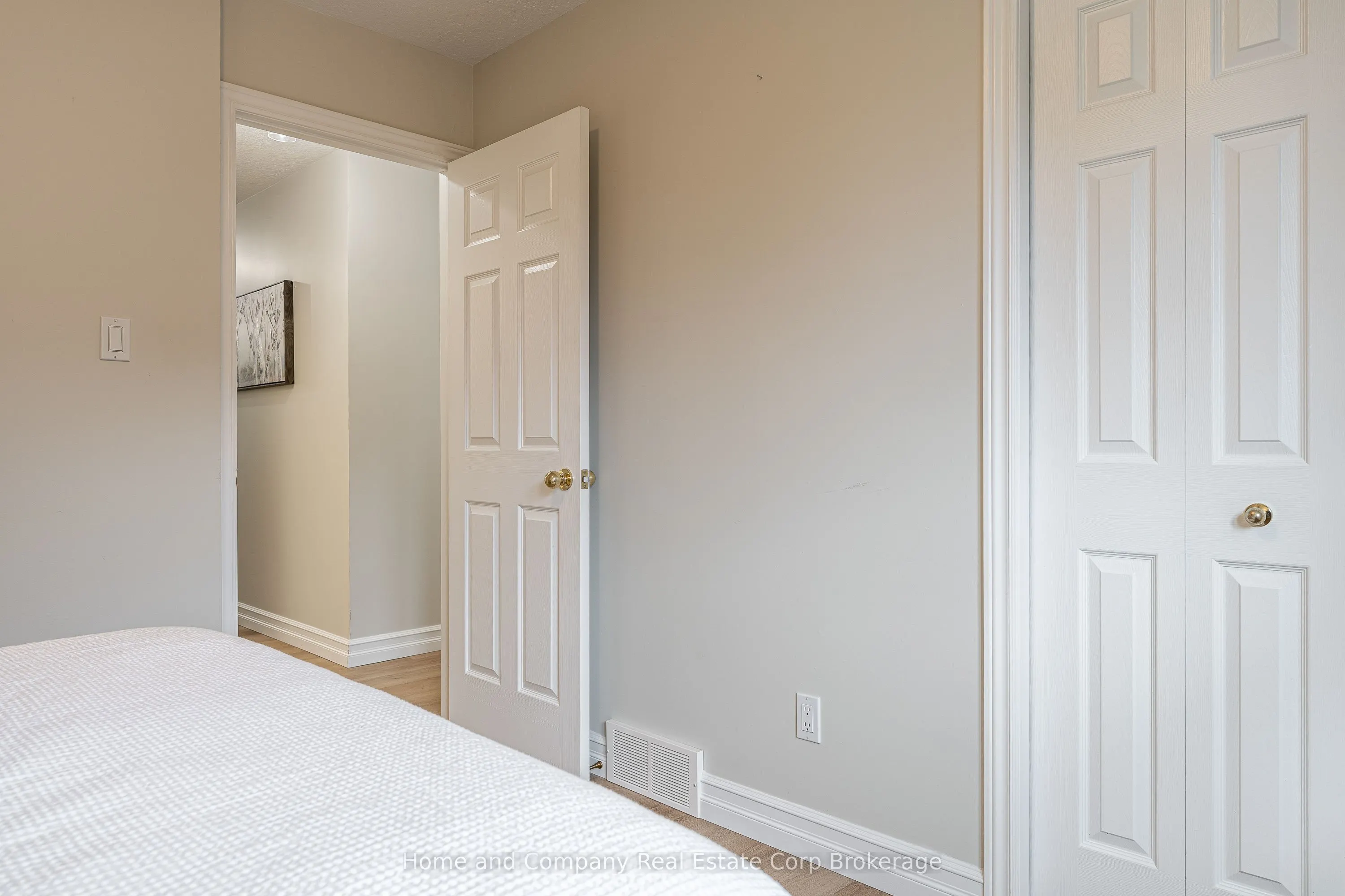 5 Ridgewood Crescent