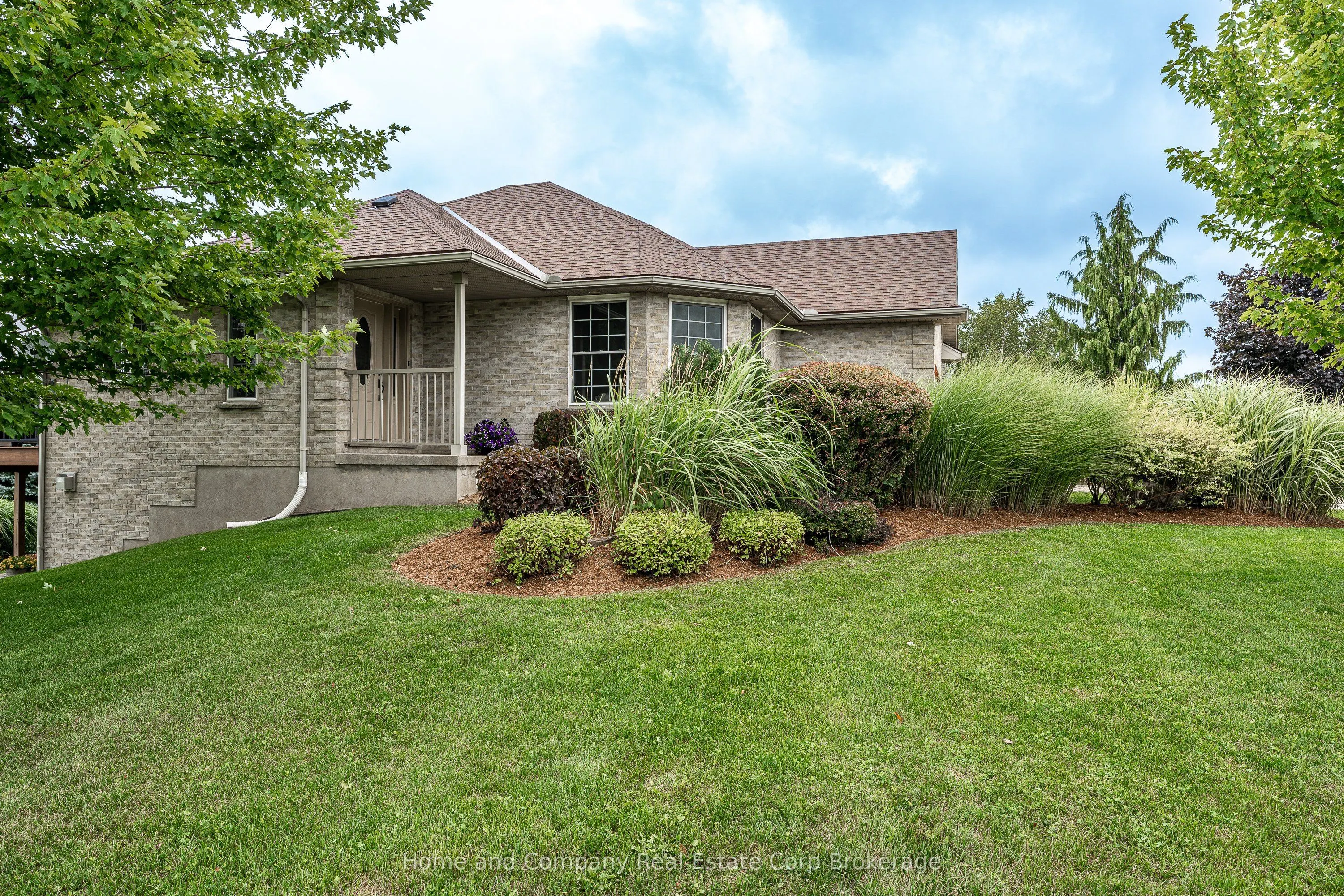 5 Ridgewood Crescent