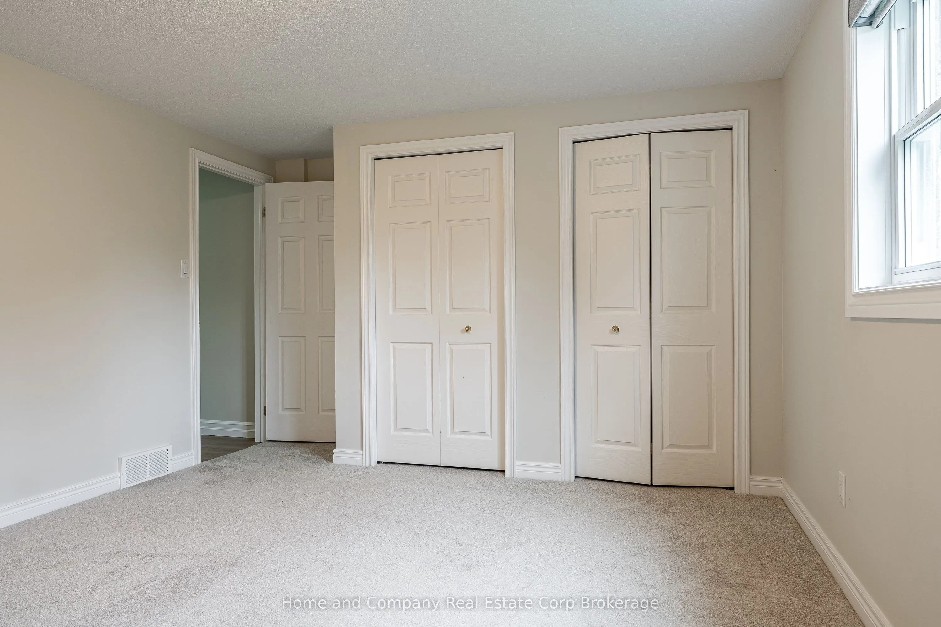5 Ridgewood Crescent