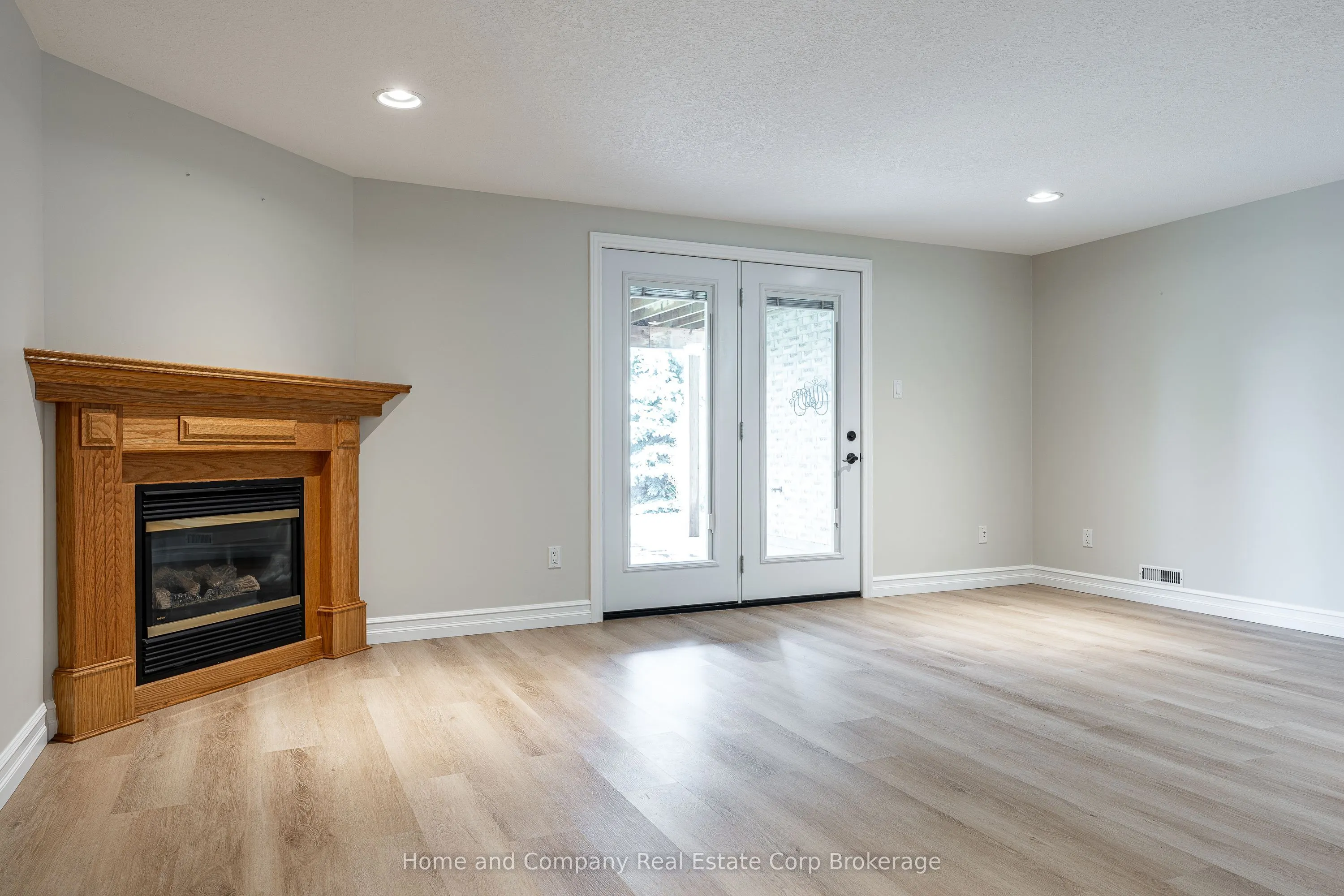 5 Ridgewood Crescent