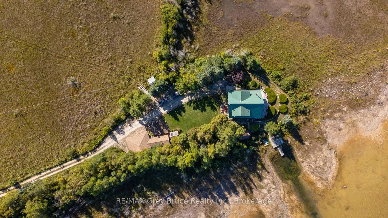 150 Shoreline Avenue