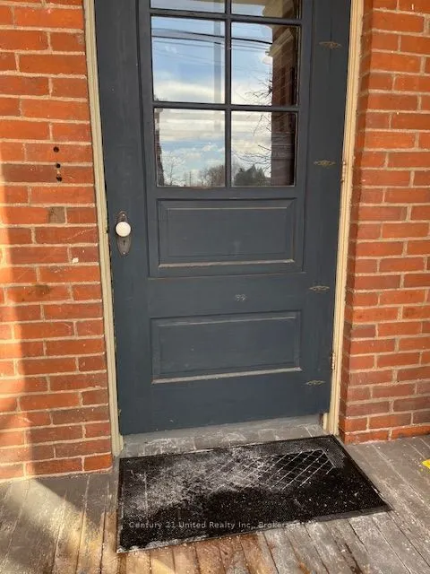 324 George Street #2
