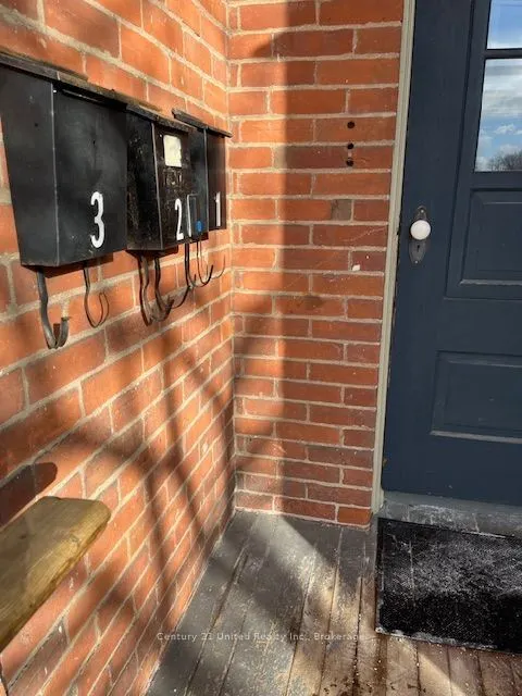 324 George Street #2