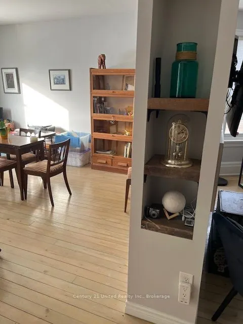 324 George Street #2