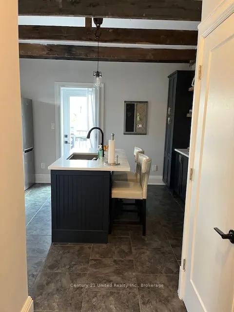 324 George Street #2